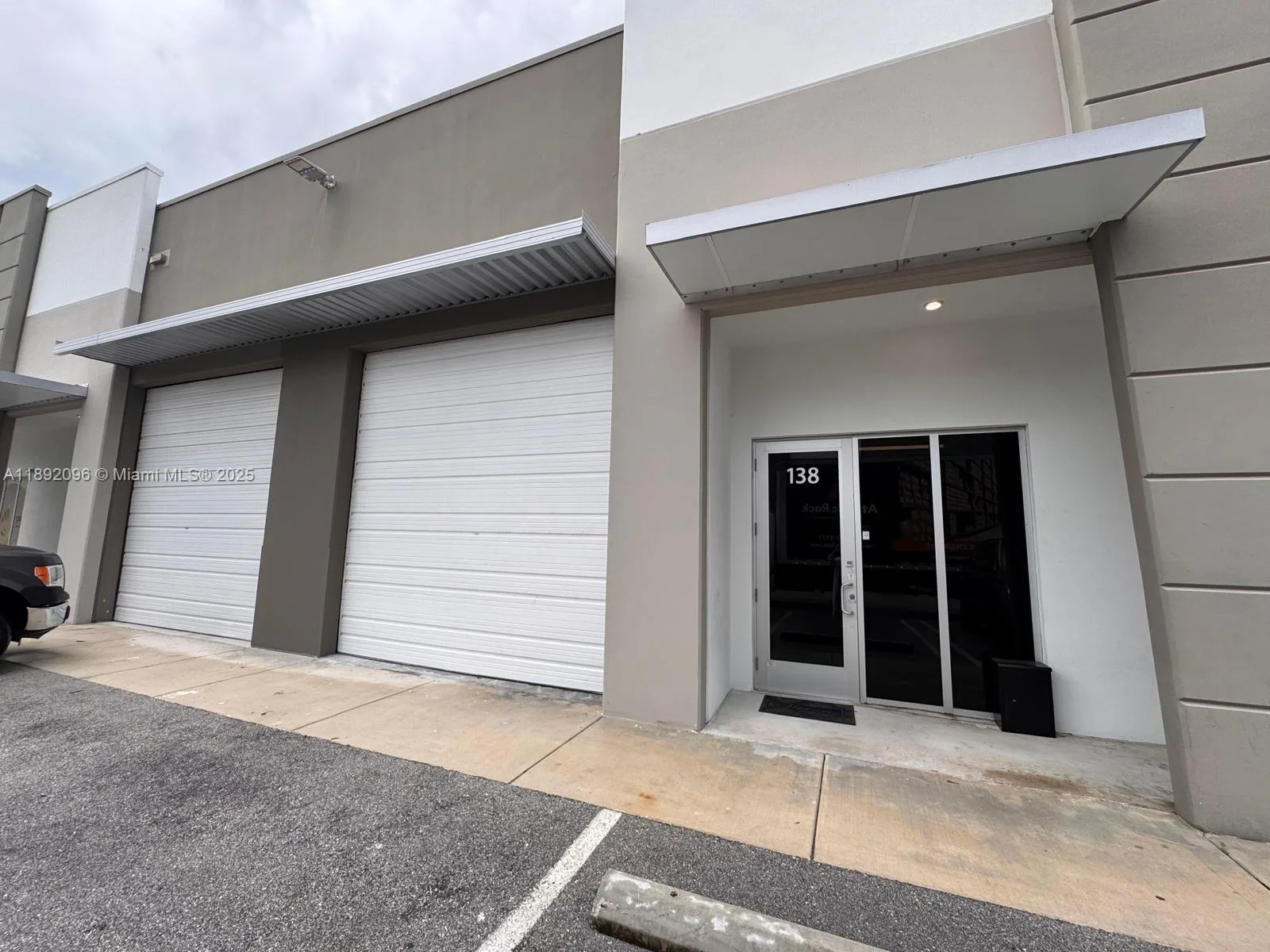 10890 NW 17th St # 138, Sweetwater, FL 33172