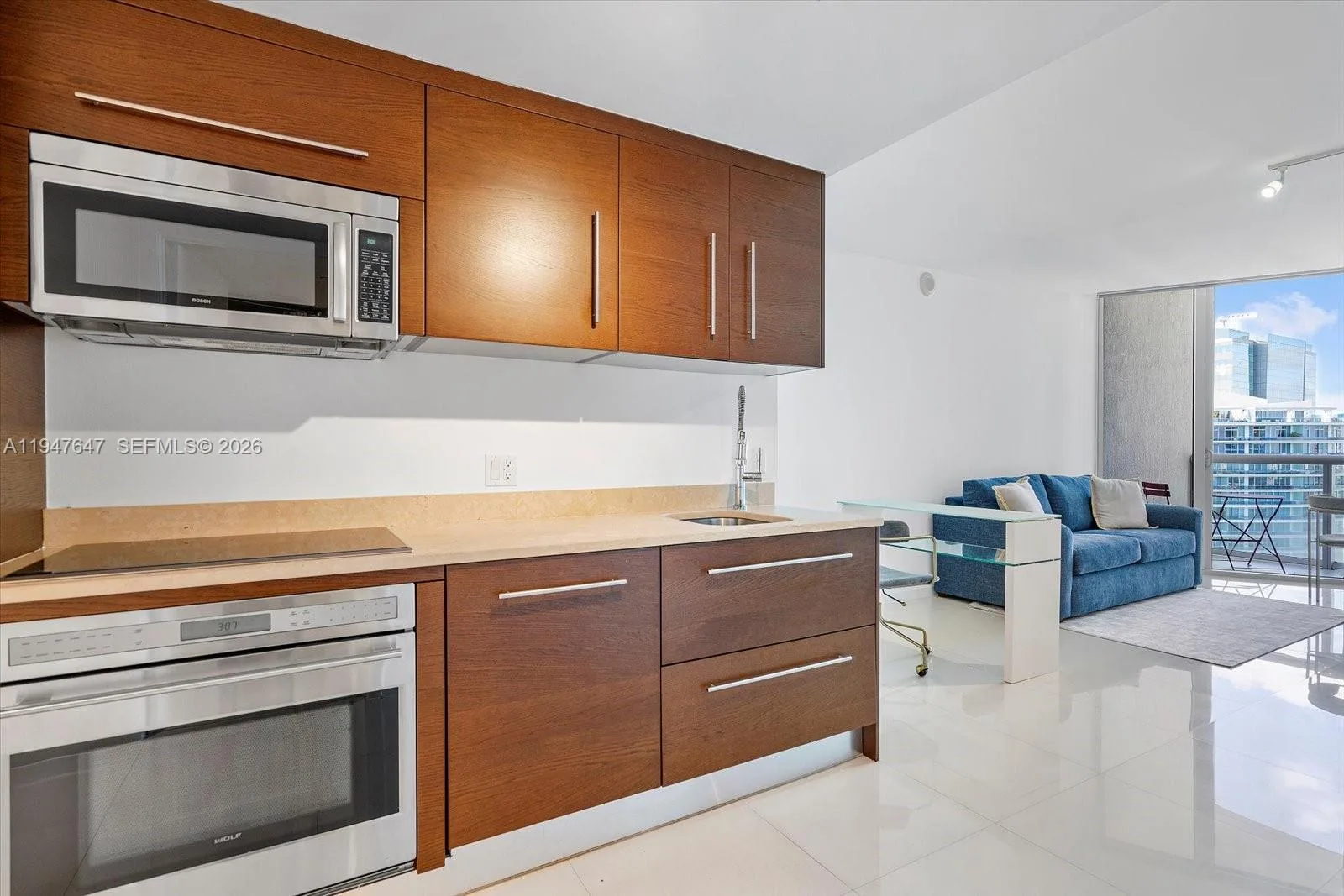 475 Brickell Ave # 5208, Miami, FL 33131 photo 3