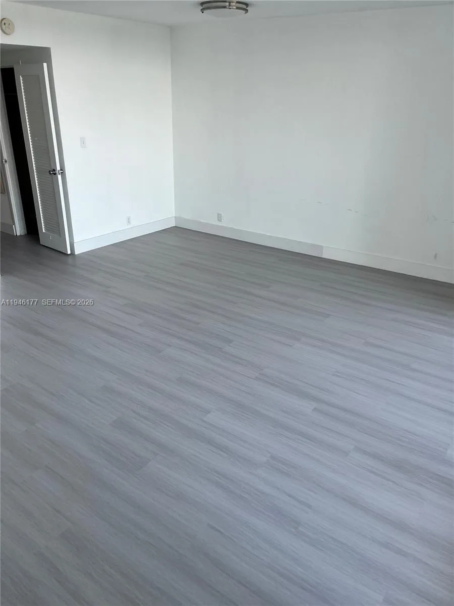 1000 West Ave # 1006, Miami Beach, FL 33139 photo 3