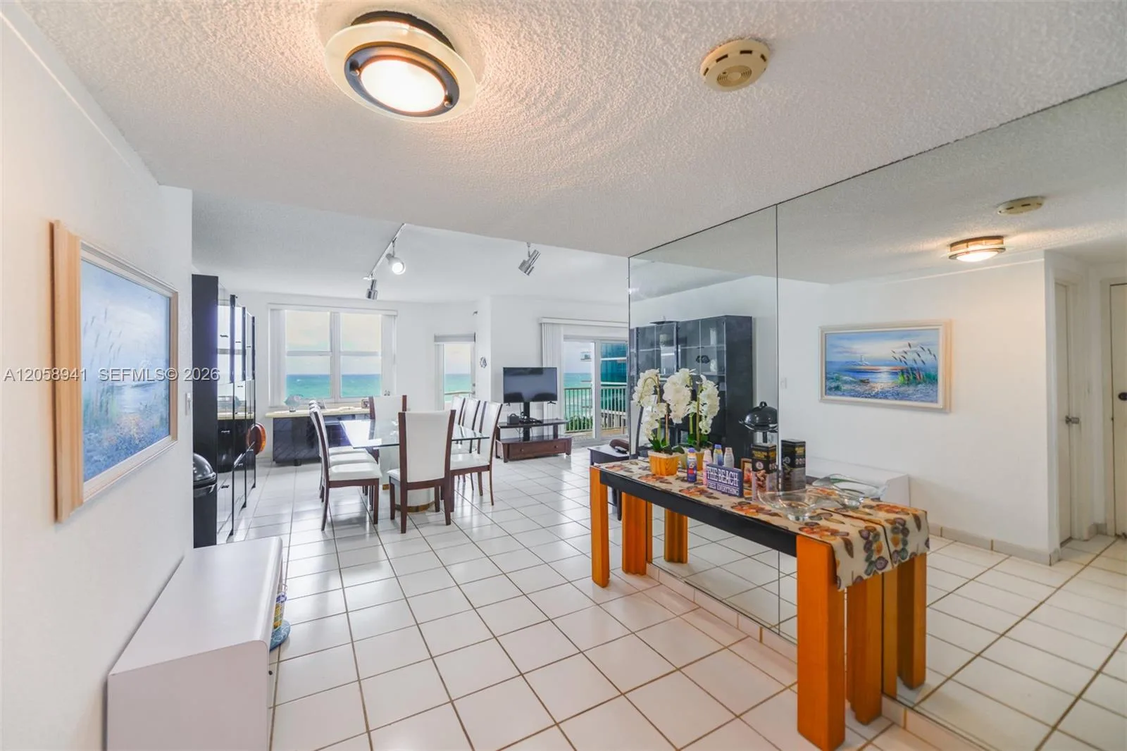 1980 S Ocean Dr # 5E, Hallandale Beach, FL 33009 photo 2