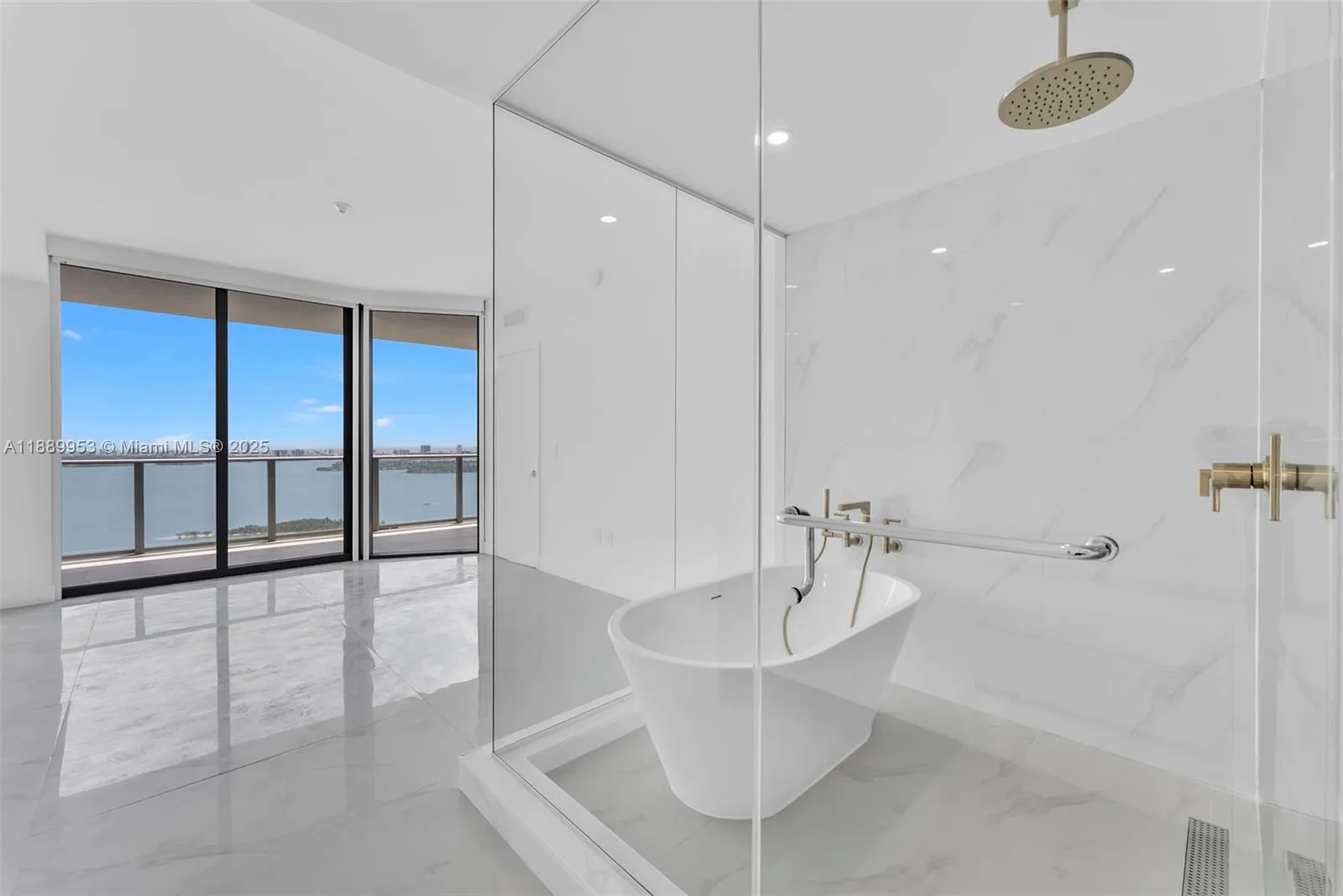 700 NE 24th St # 3706, Miami, FL 33137 photo 5