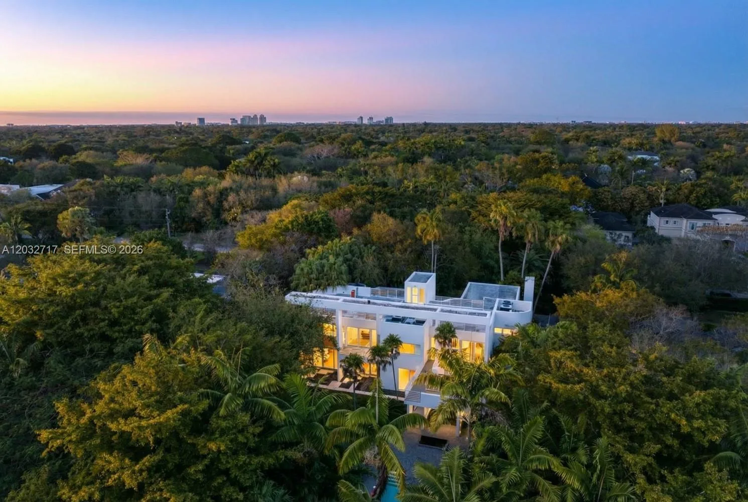 6070 SW 128th St, Pinecrest, FL 33156