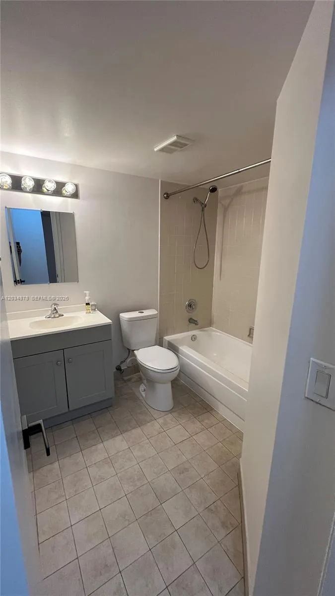 8851 Wiles Rd # 108, Coral Springs, FL 33067 photo 12