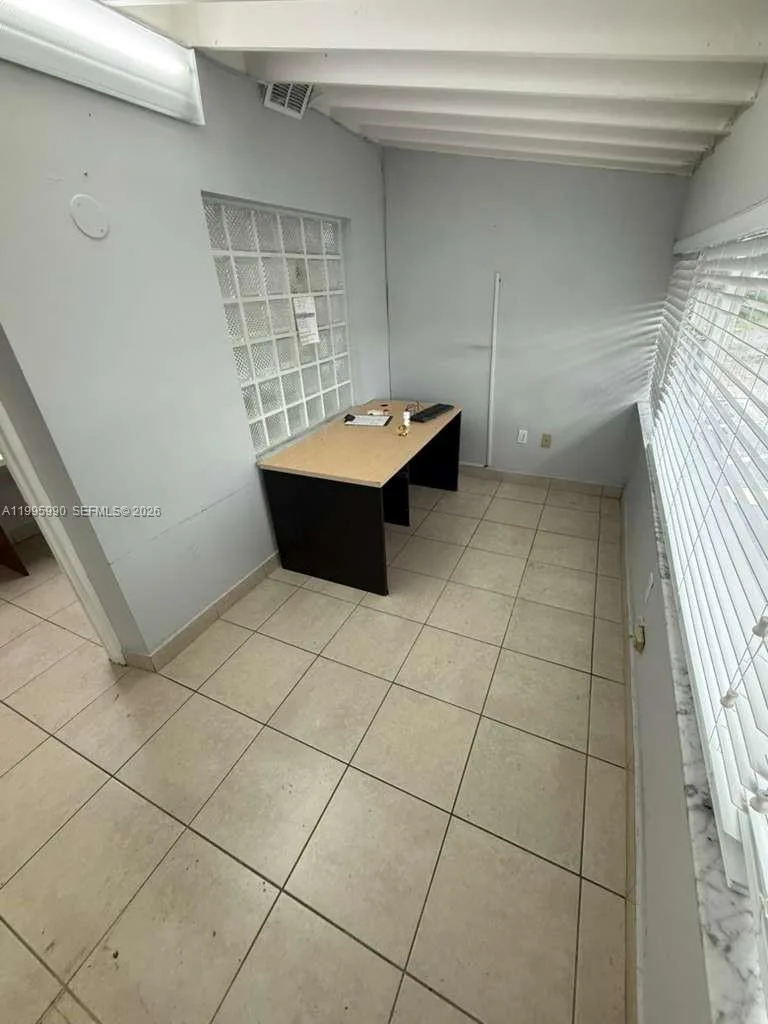 4141 SW 6th St, Miami, FL 33134 photo 11