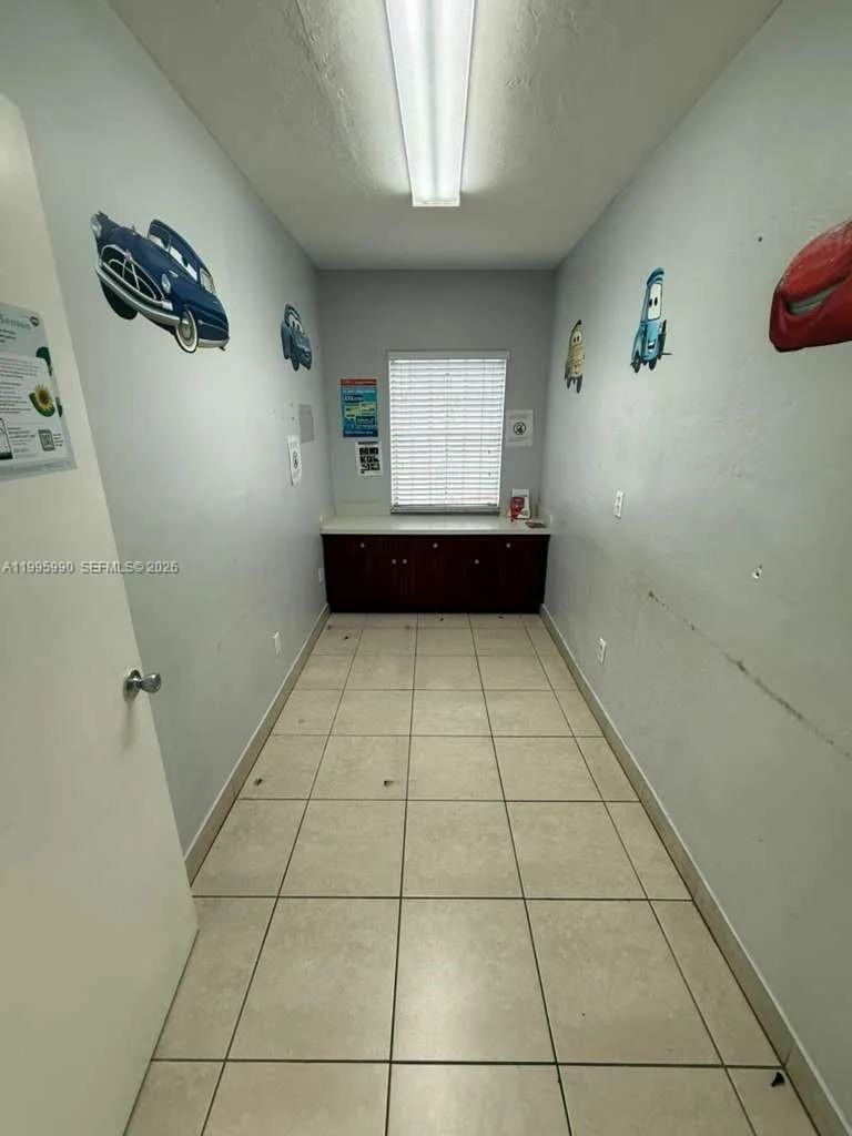 4141 SW 6th St, Miami, FL 33134 photo 4