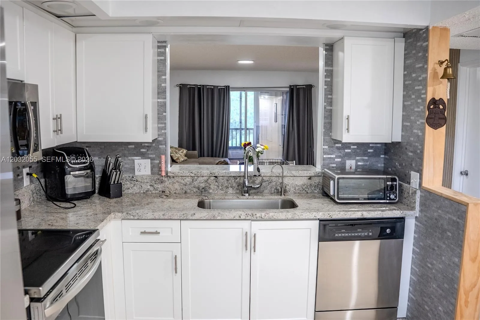 1200 SW 137th Ave # 305E, Pembroke Pines, FL 33027 photo 5