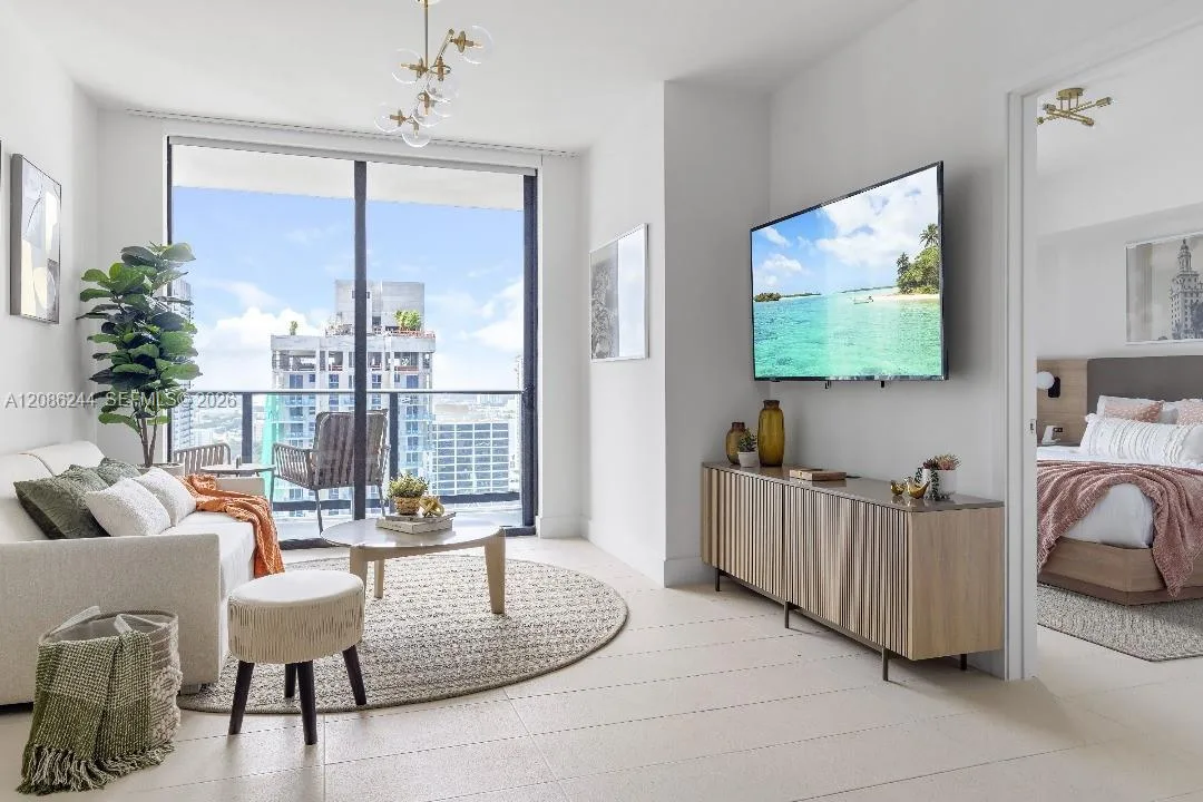 159 NE 6th St # 2704, Miami, FL 33132