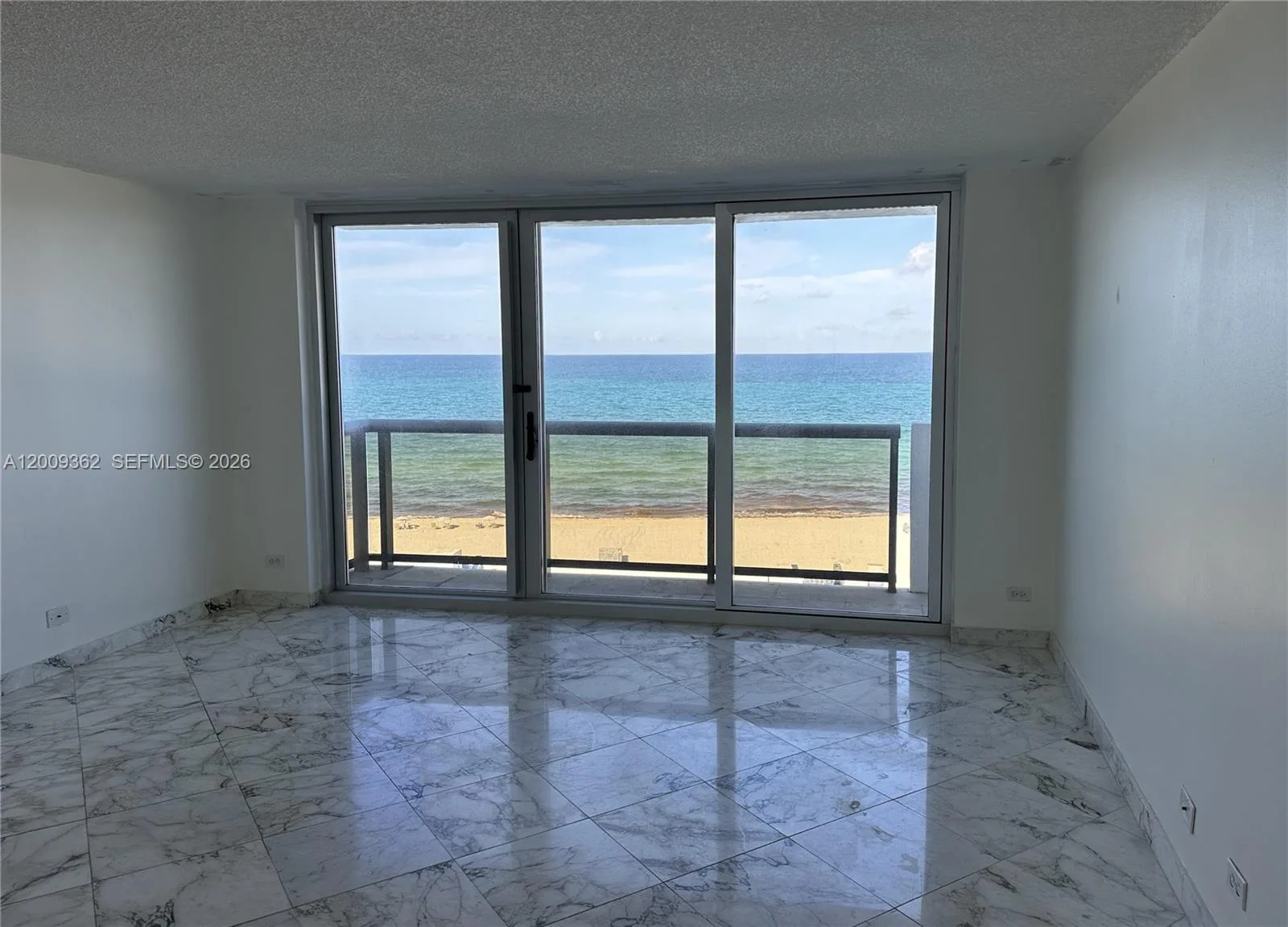 6039 Collins Ave # 826, Miami Beach, FL 33140