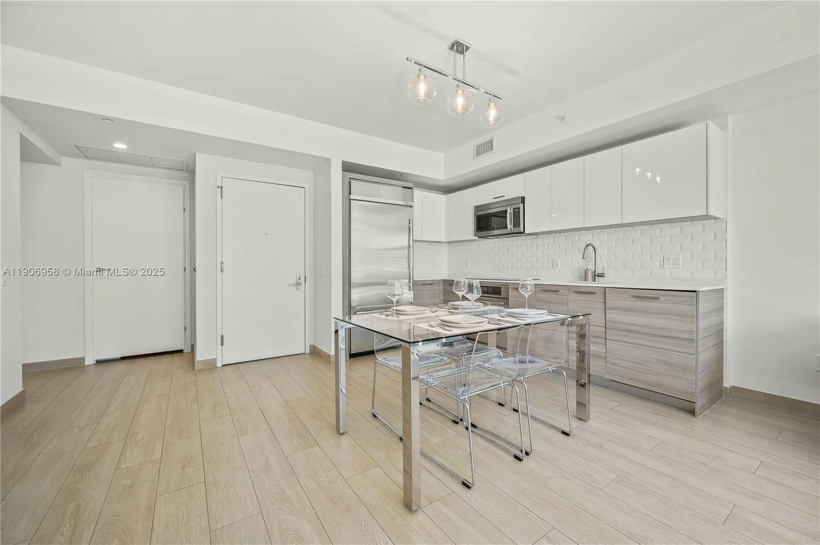 1300 Brickell Bay Dr # 1603, Miami, FL 33131 photo 5