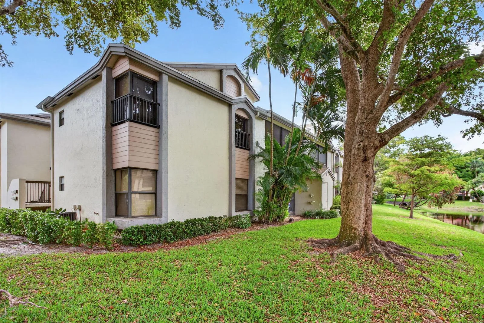 4500 Carambola Circle S # 27305, Coconut Creek, FL 33066 photo 2
