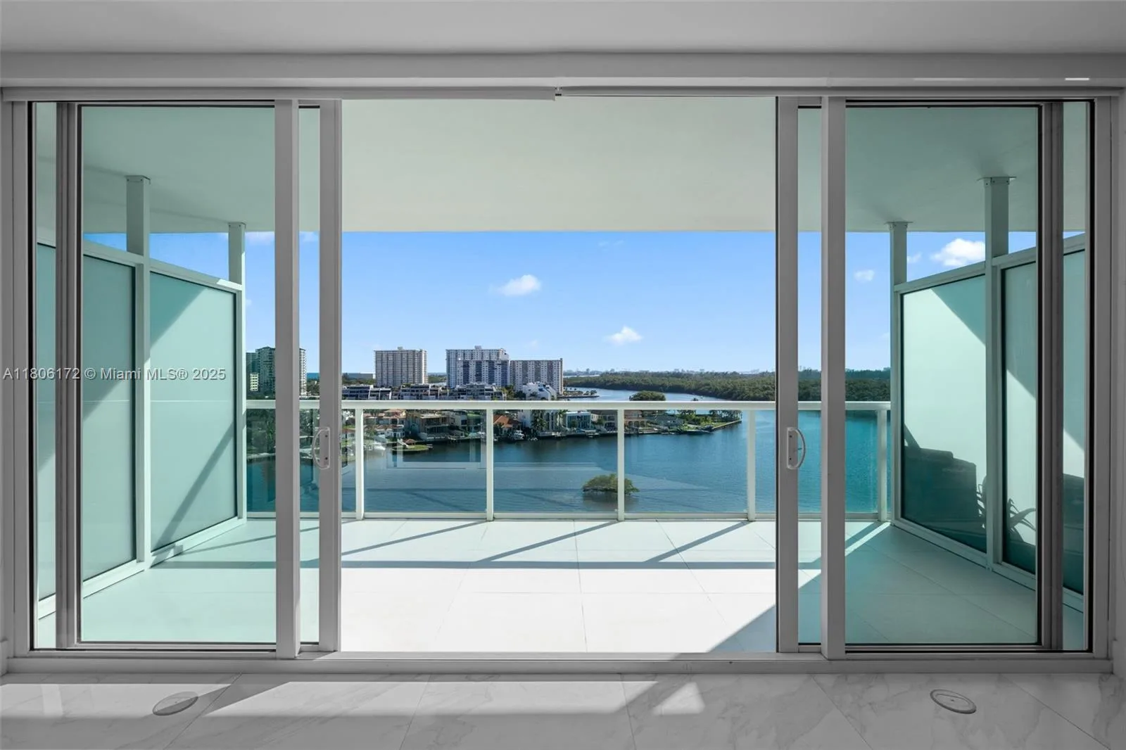 400 Sunny Isles Blvd # 1005, Sunny Isles Beach, FL 33160 photo 12