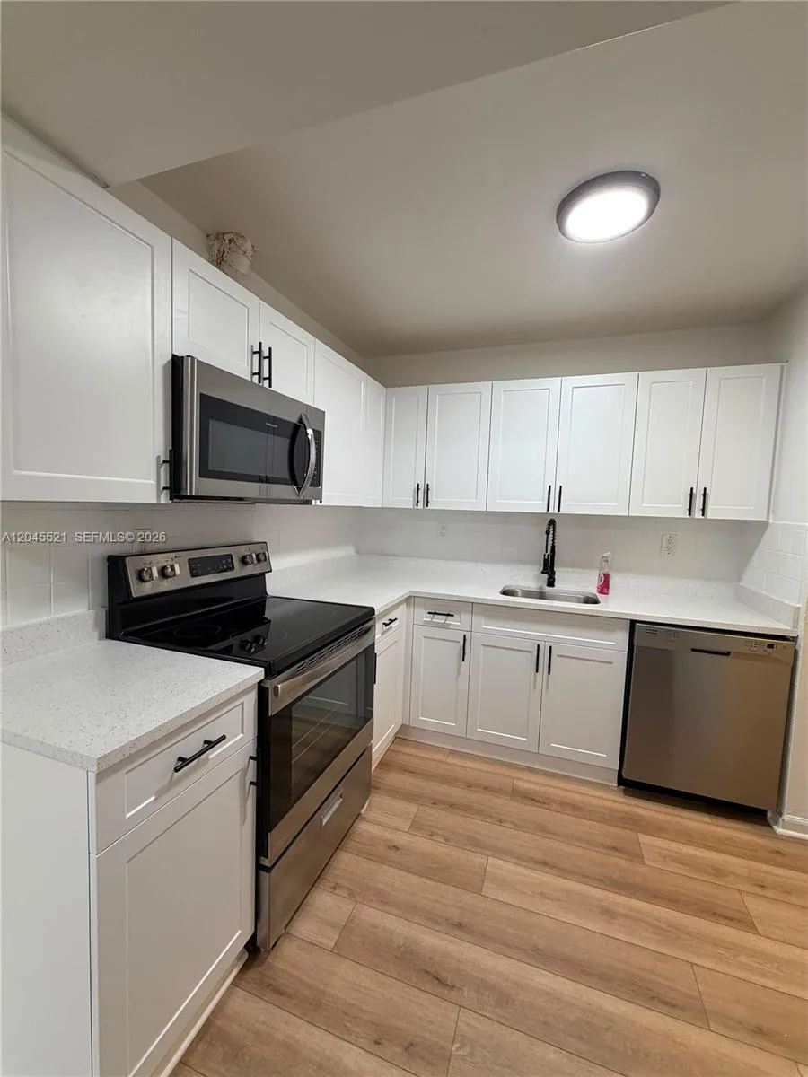 2557 NW 60TH TER, Sunrise, FL 33313 photo 5
