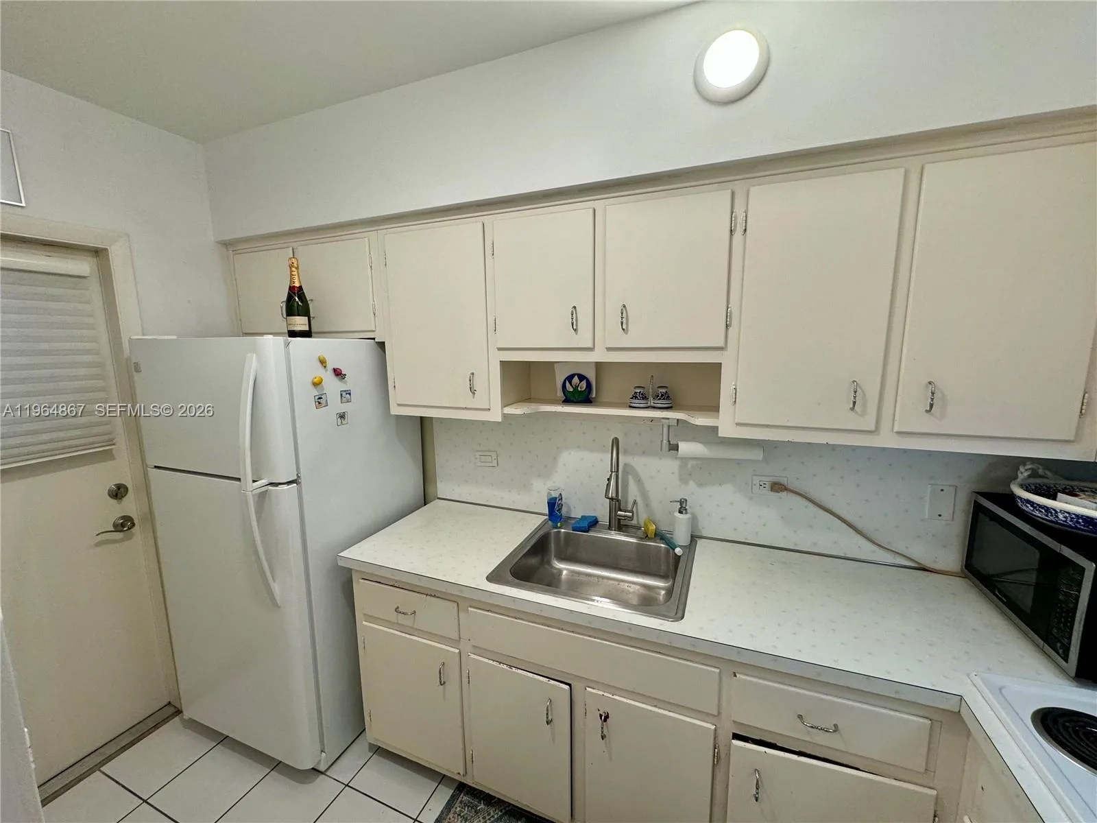 6580 Santona St # A38, Coral Gables, FL 33146 photo 3