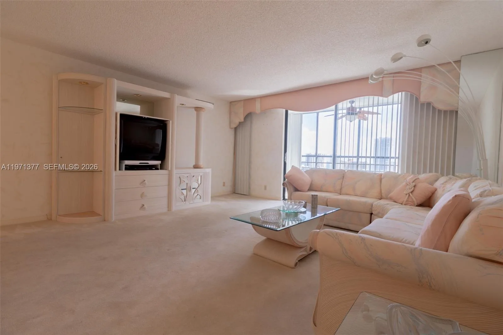 600 Three Islands Blvd # 1722, Hallandale Beach, FL 33009 photo 9