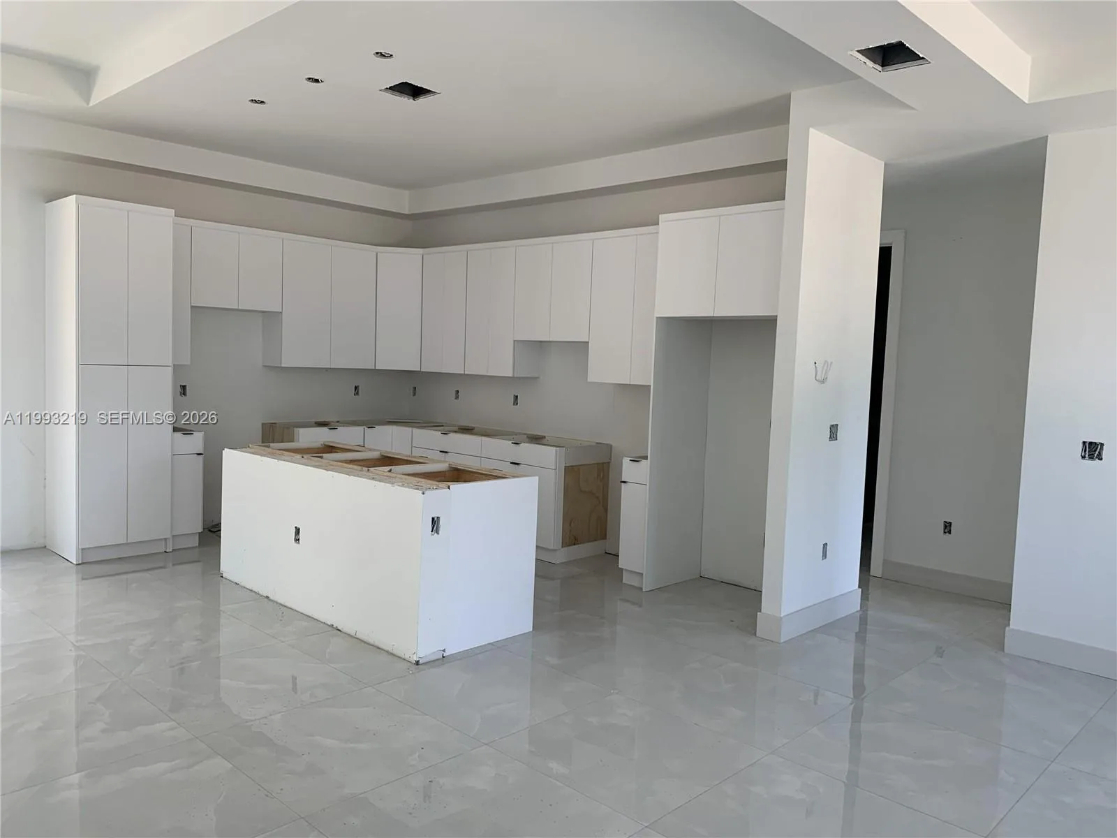 1016 Cortez Ave, Lehigh Acres, FL 33974 photo 2