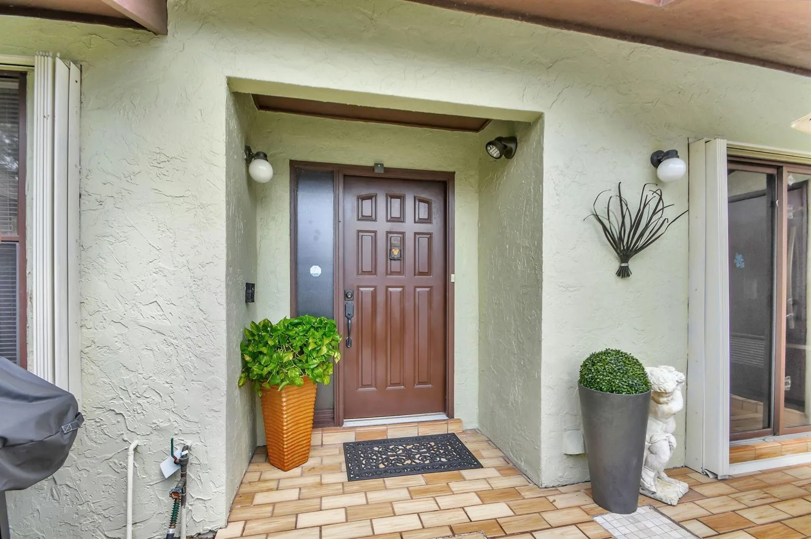 494 Iron Forge Court, Royal Palm Beach, FL 33411 photo 5