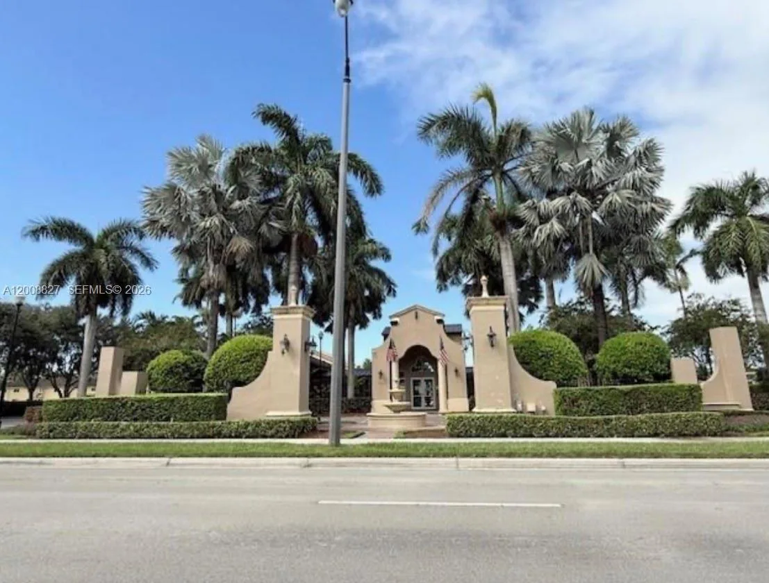 1575 NE 33rd Ave # 106-9, Homestead, FL 33033 photo 3
