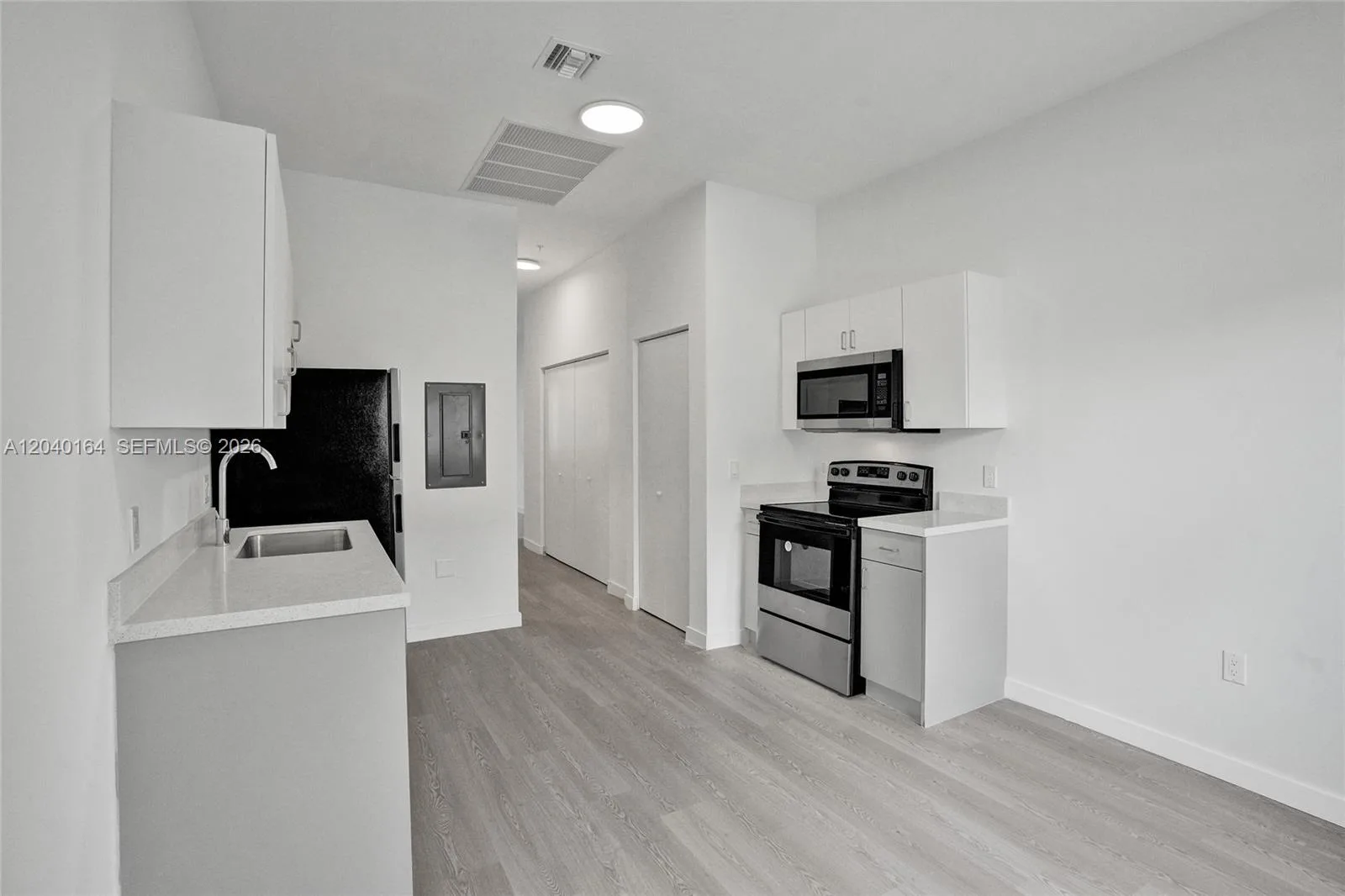 1567 NW 1st St # 5, Miami, FL 33125