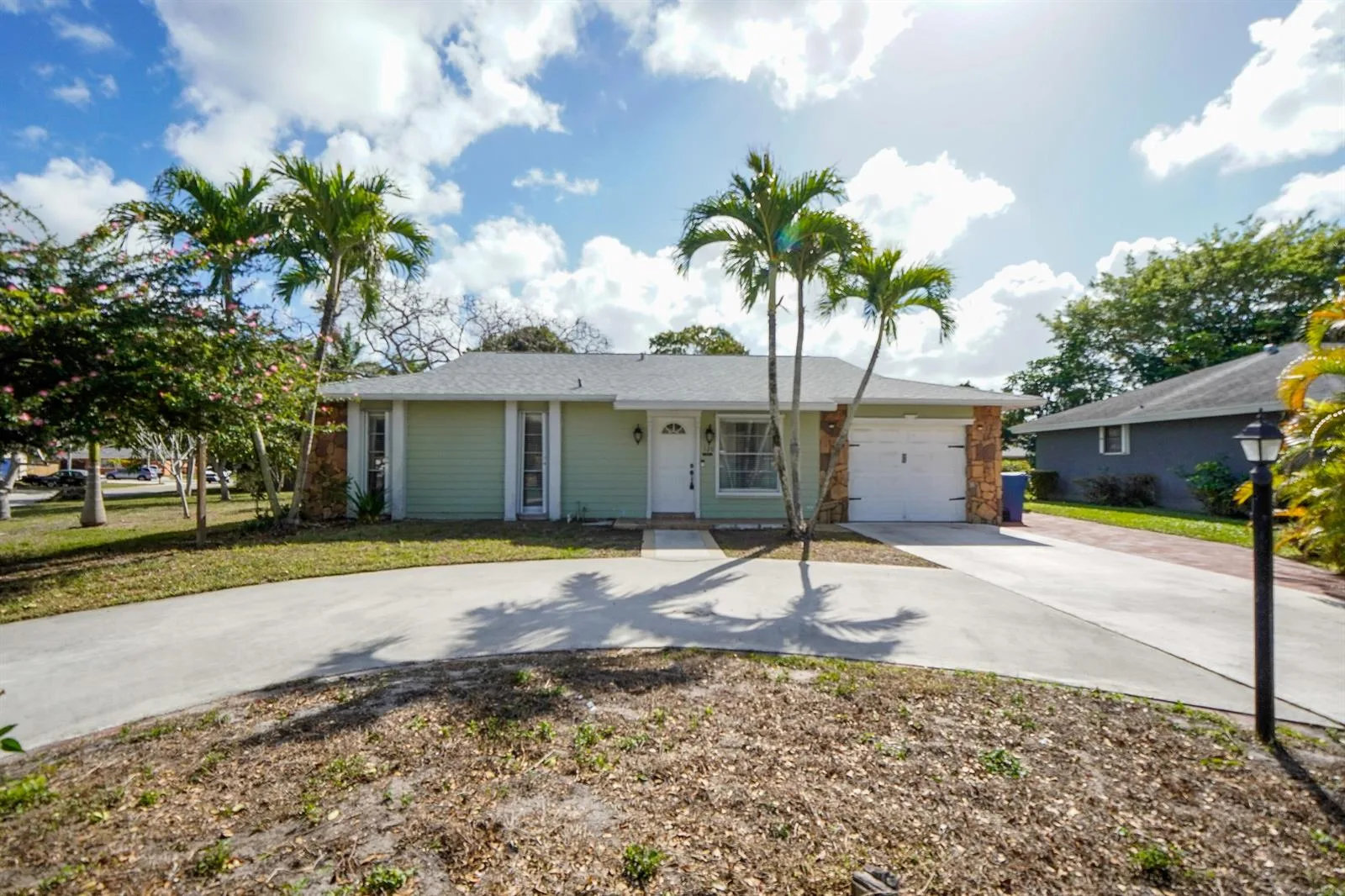 120 Swan Parkway W, Royal Palm Beach, FL 33411 photo 4