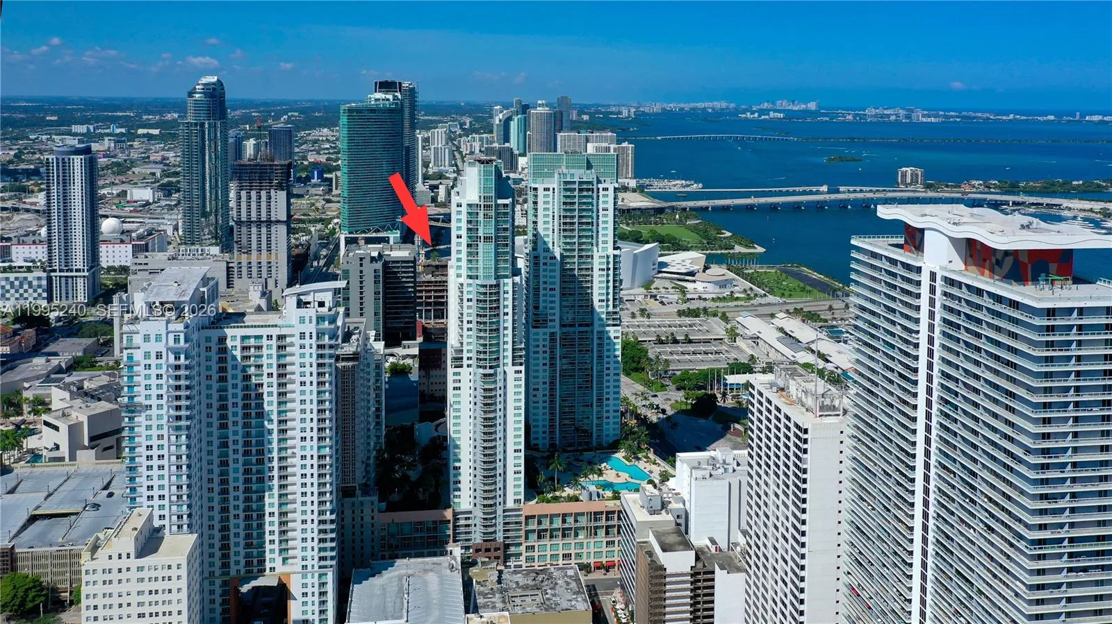 253 NE 2nd St # 3509, Miami, FL 33132 photo 11