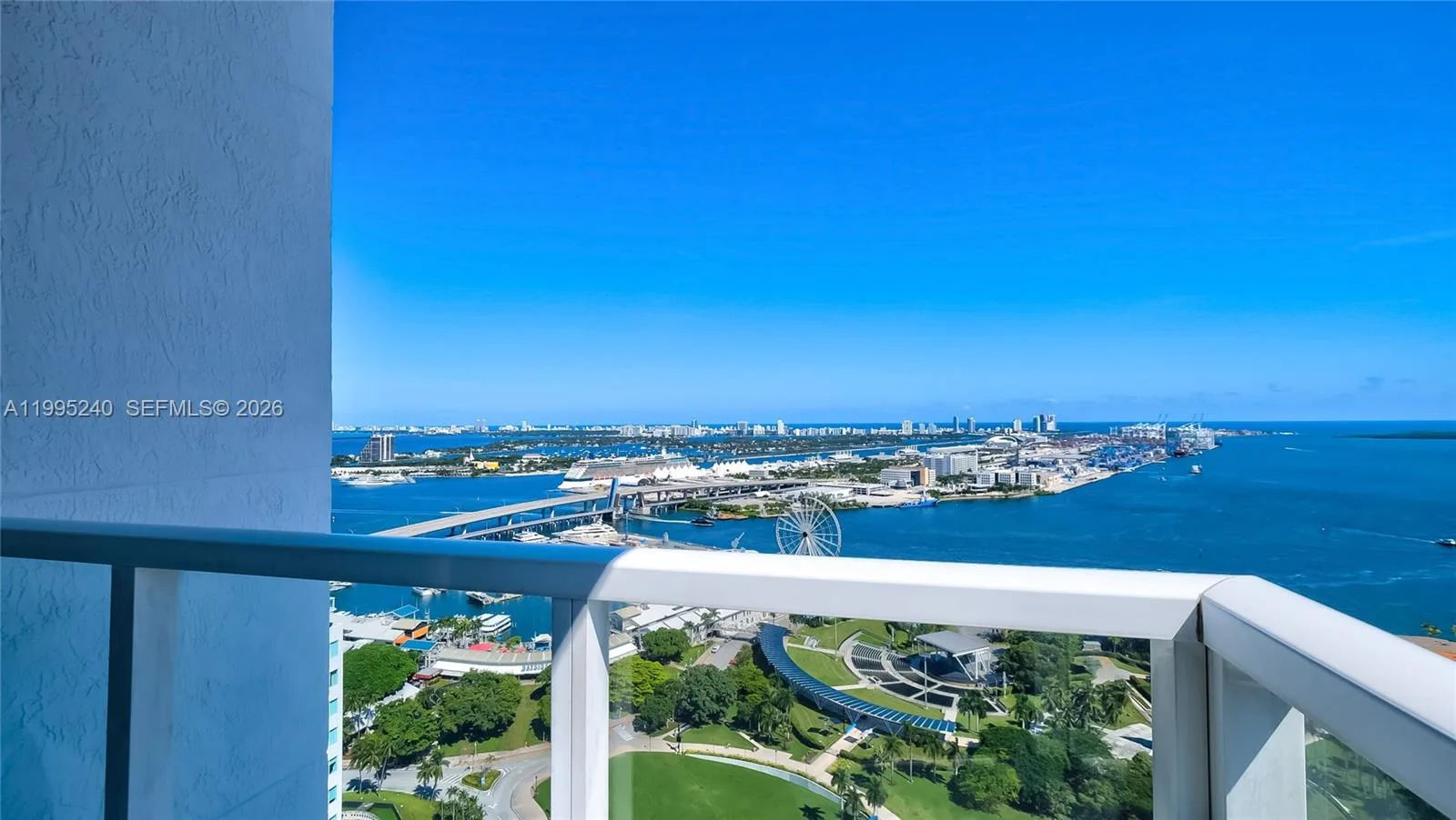 253 NE 2nd St # 3509, Miami, FL 33132 photo 2