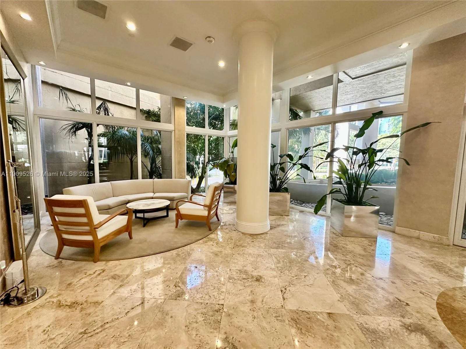 770 Claughton Island Dr # PH-9, Miami, FL 33131 photo 5