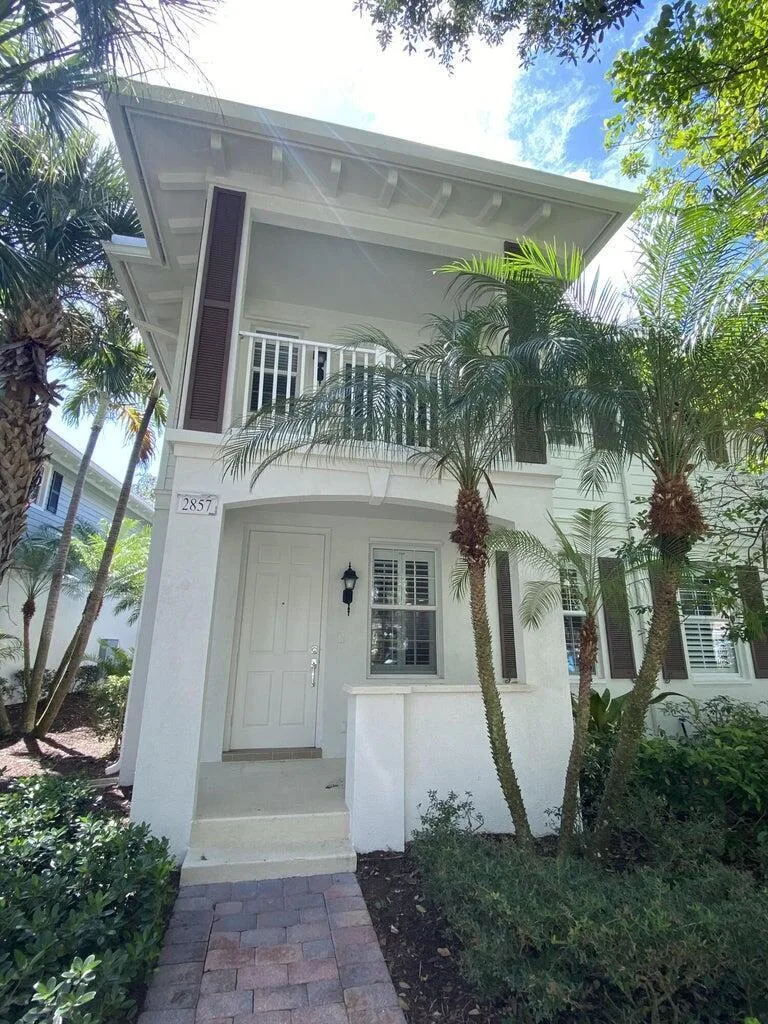 2857 E Community Drive, Jupiter, FL 33458