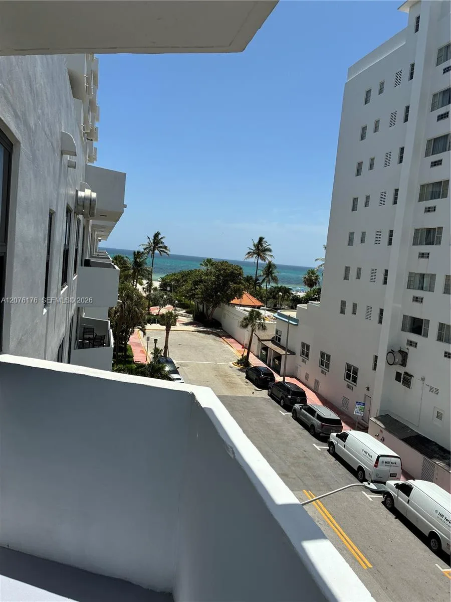 4301 Collins Ave # 402, Miami Beach, FL 33140 photo 10