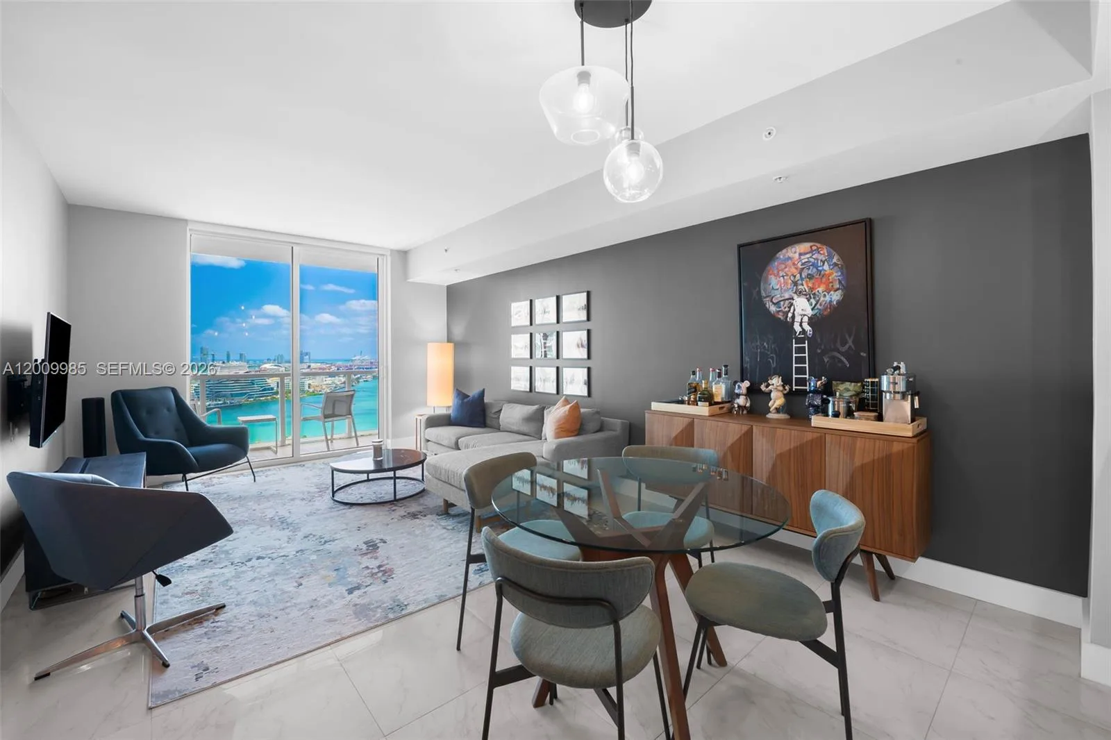 253 NE 2nd St # 2503, Miami, FL 33132 photo 2