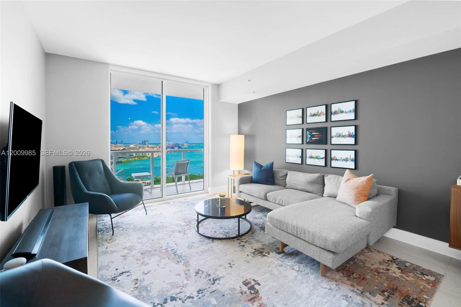 253 NE 2nd St # 2503, Miami, FL 33132 photo 3