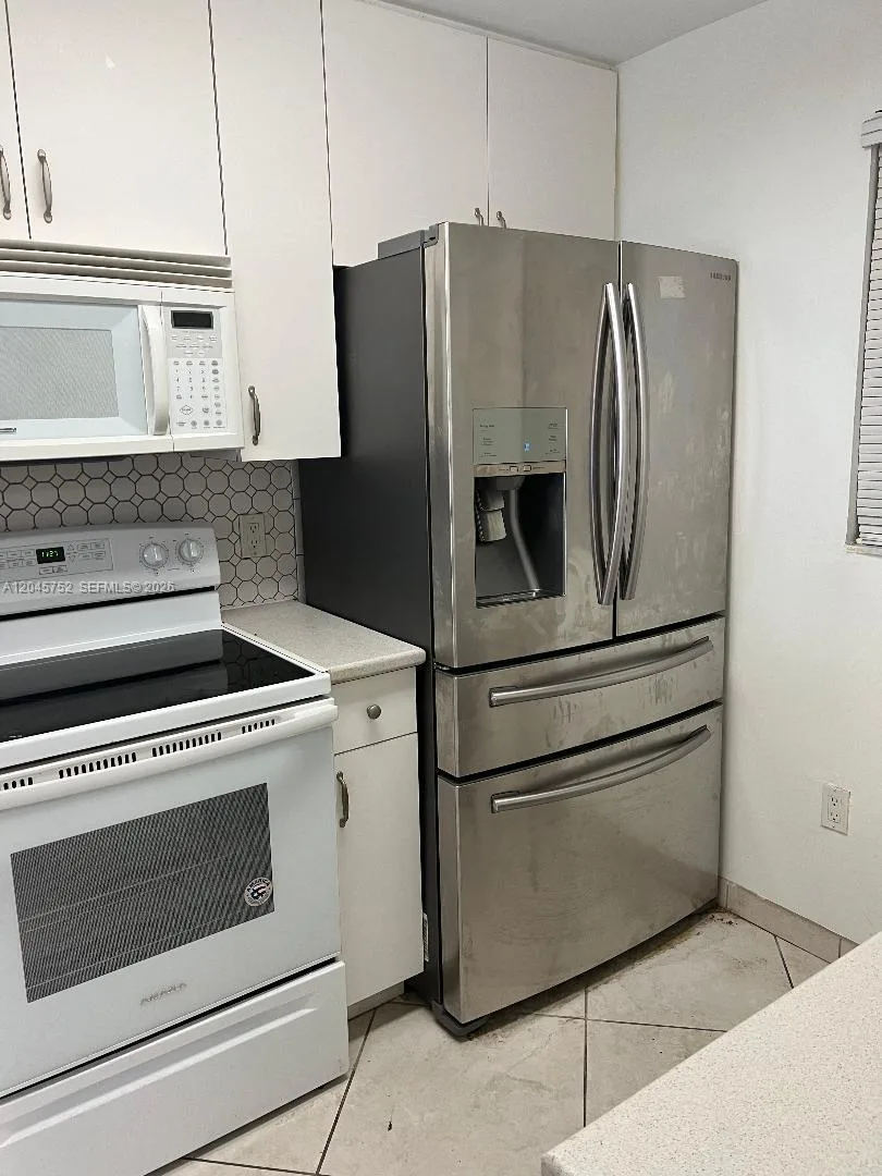 6880 Abbott Ave # 508, Miami Beach, FL 33141