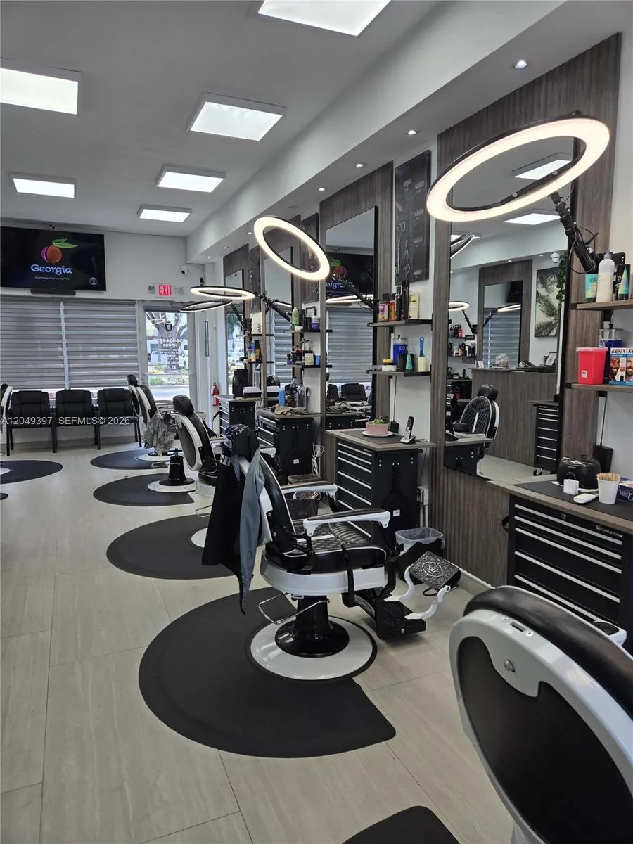 218 N Federal Highway, Hallandale Beach, FL 33009 photo 5
