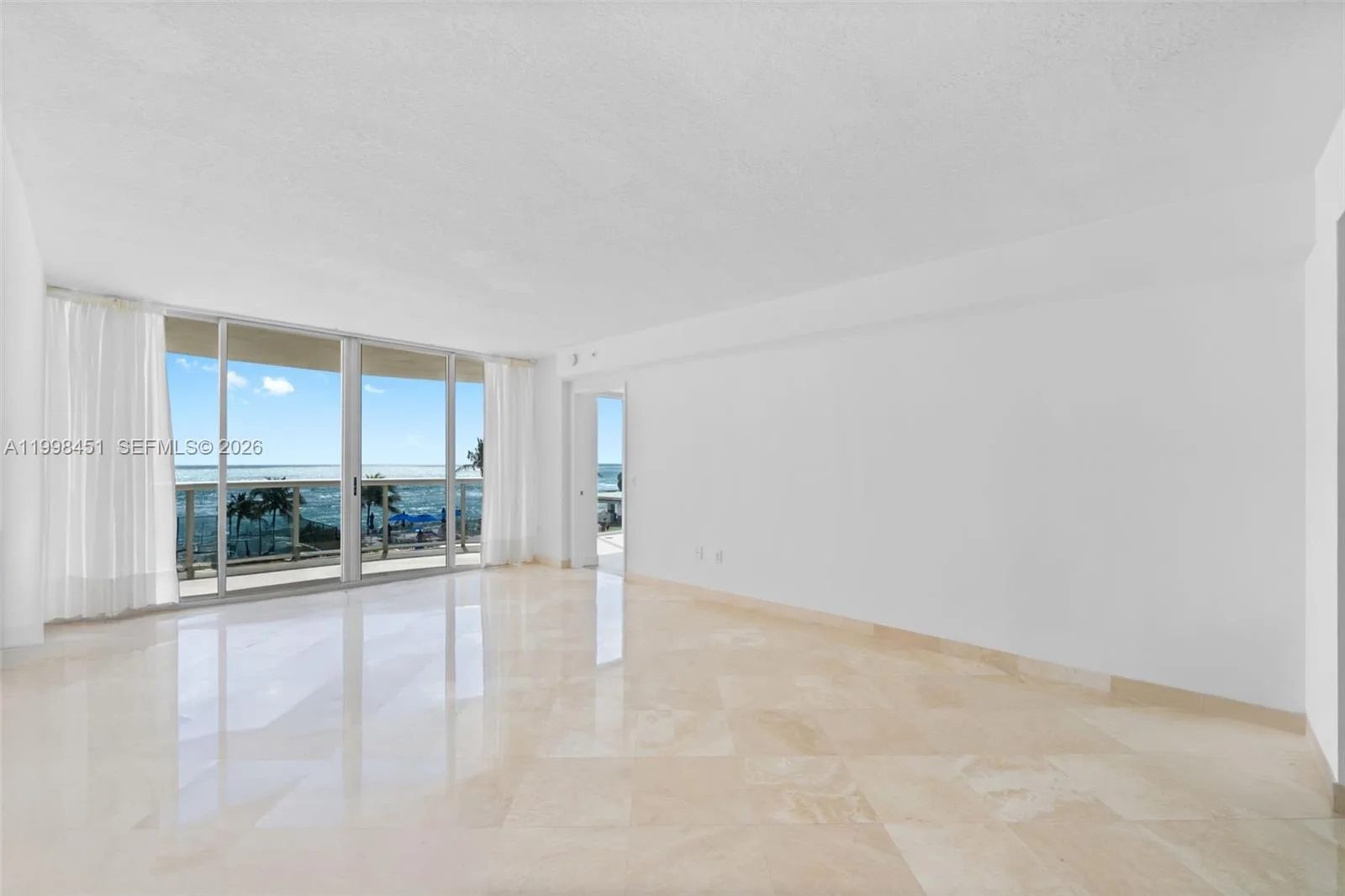 17555 Collins Ave # 406, Sunny Isles Beach, FL 33160 photo 3