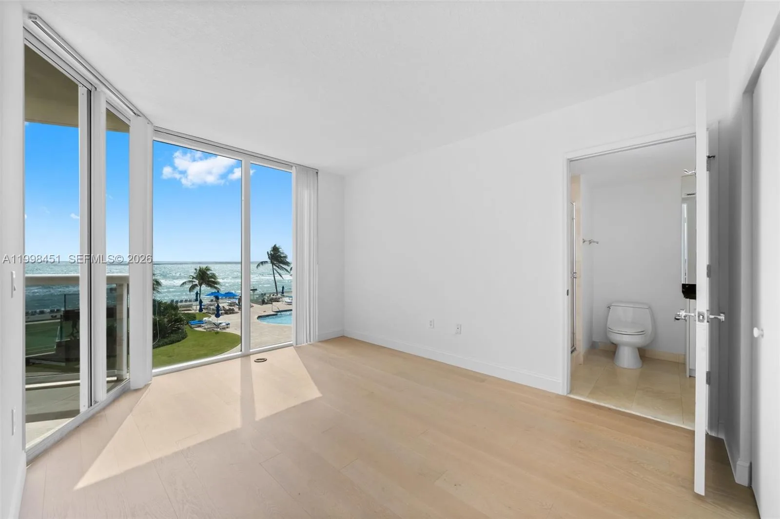 17555 Collins Ave # 406, Sunny Isles Beach, FL 33160 photo 7