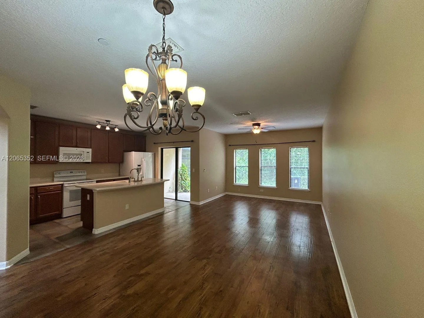 6018 TIVOLI GARDENS BLVD, Orlando, FL 32829 photo 2