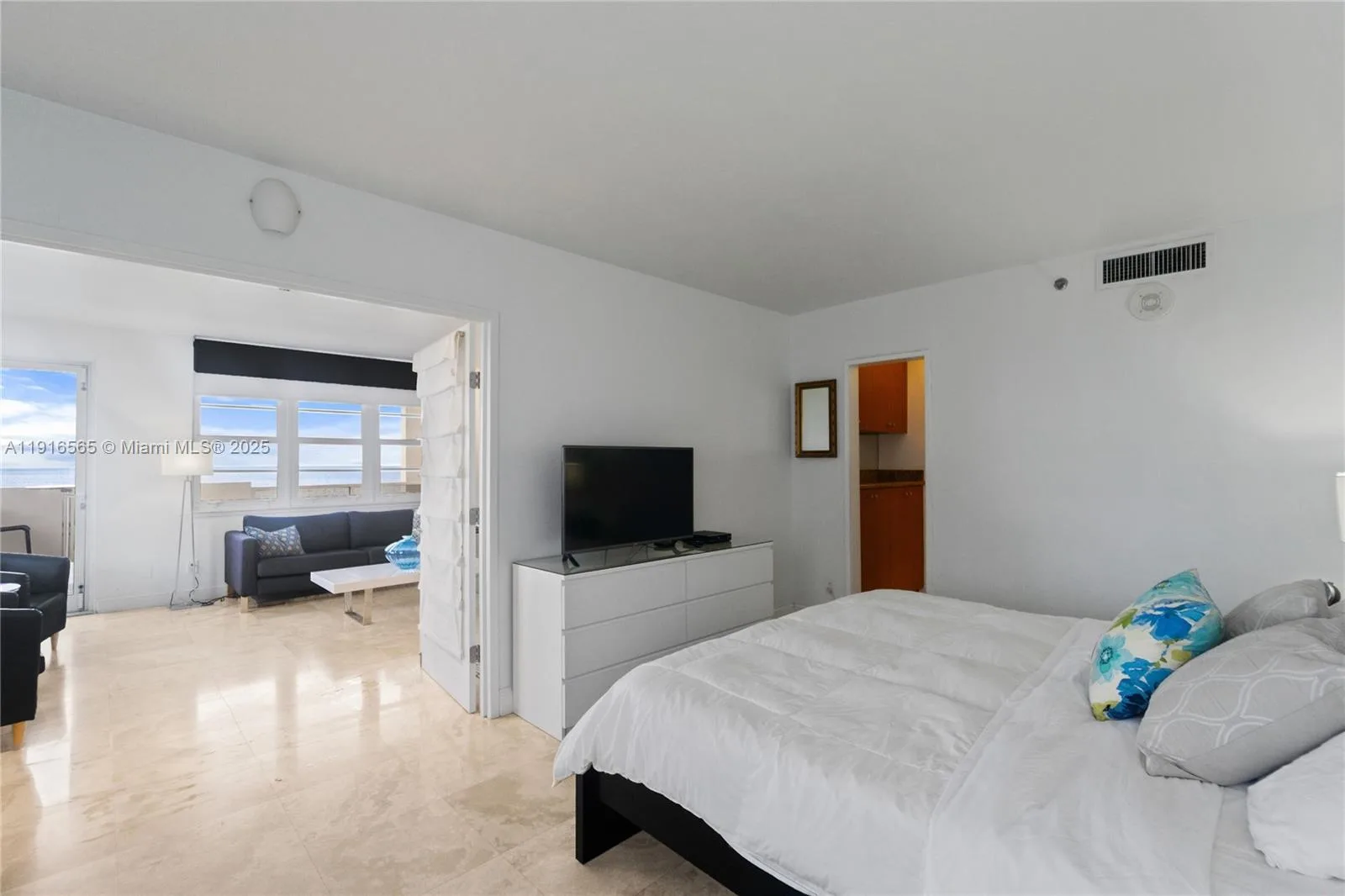 100 Lincoln Rd # 847, Miami Beach, FL 33139 photo 12