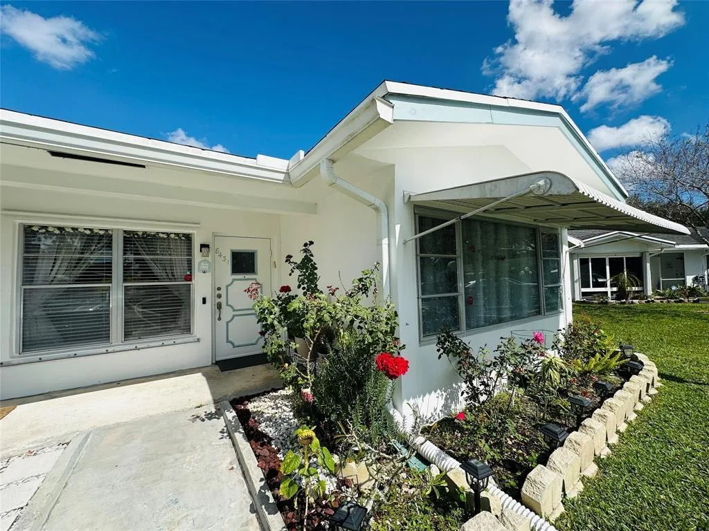 8431 NW 12th Street # D68, Plantation, FL 33322