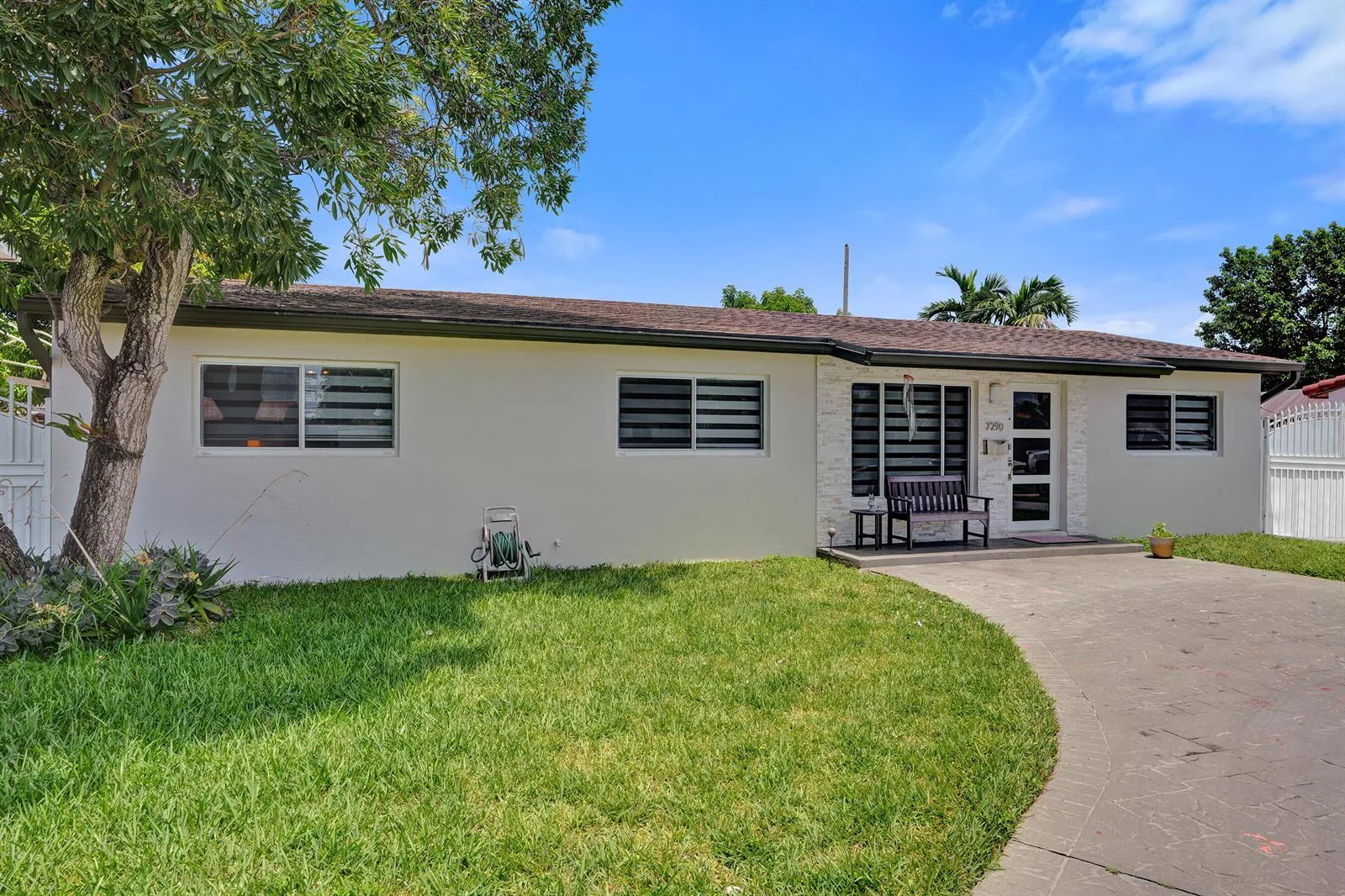 7290 W 14th Court, Hialeah, FL 33014 photo 2