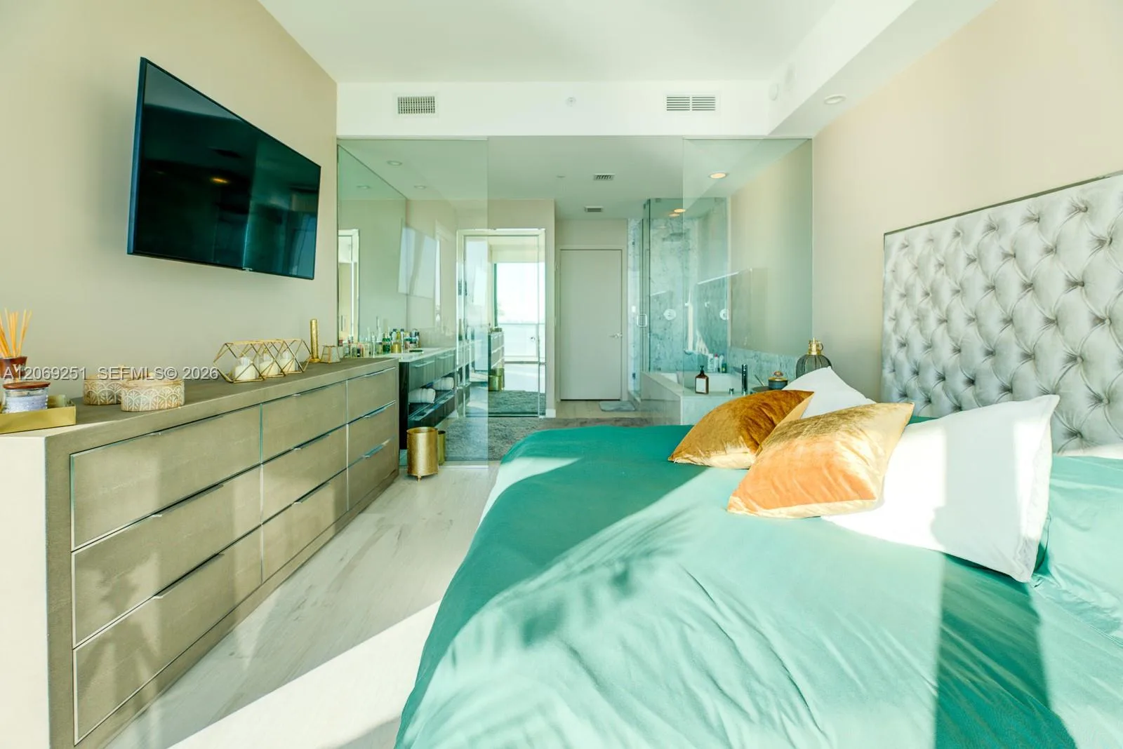 480 NE 31 ST # 2601, Miami, FL 33137 photo 13