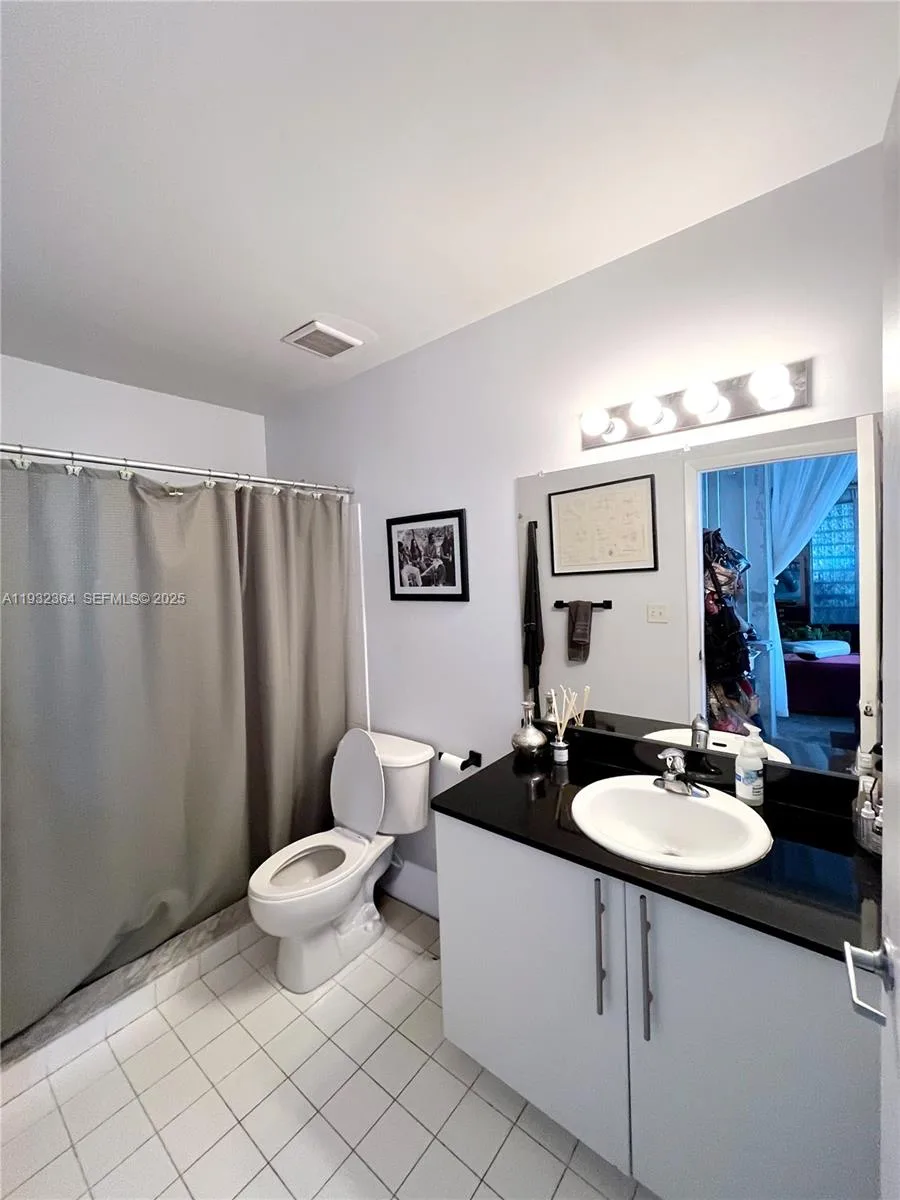 444 NE 30th St # 702, Miami, FL 33137 photo 9