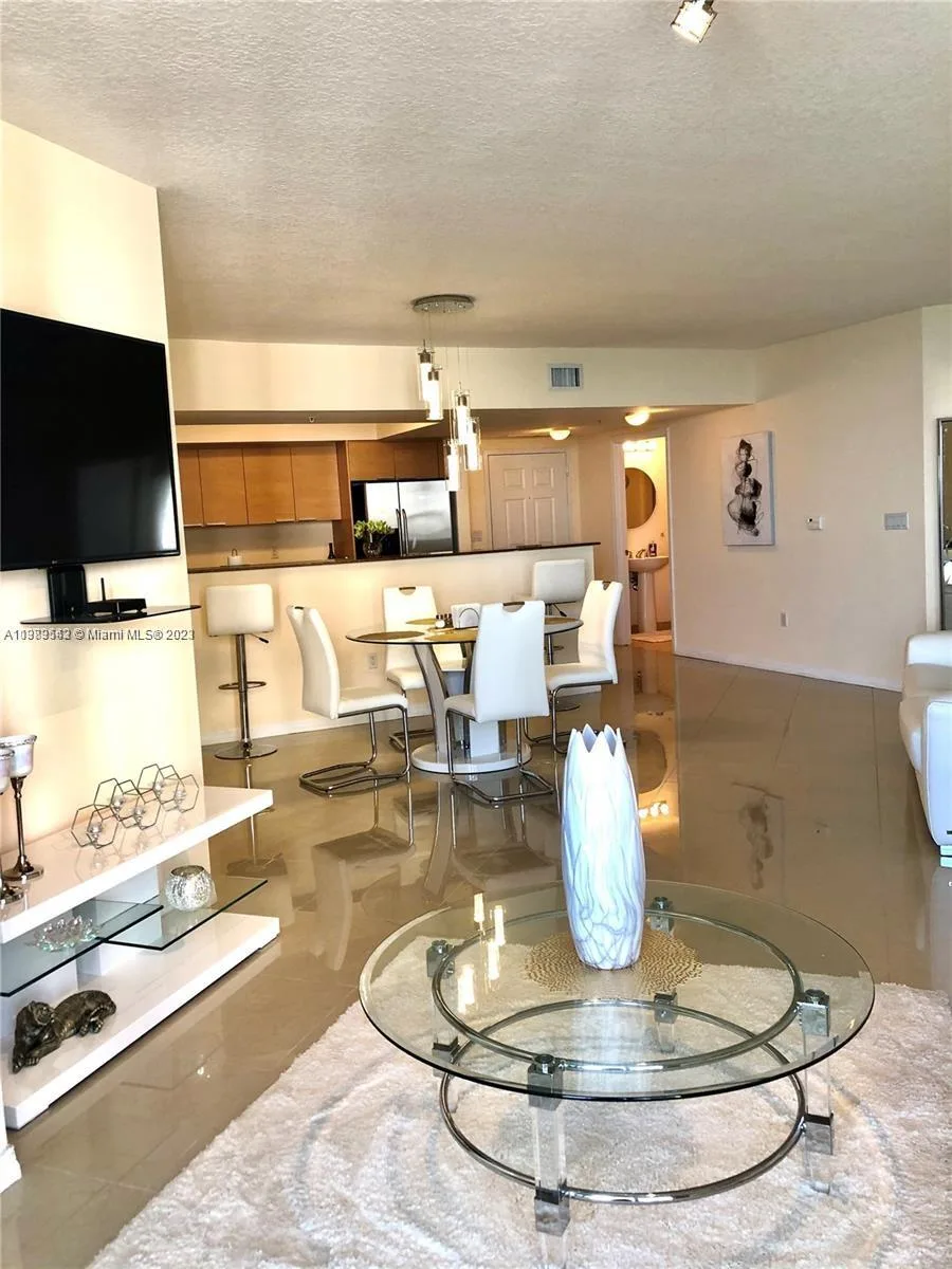 16699 Collins Ave # 1705, Sunny Isles Beach, FL 33160 photo 9