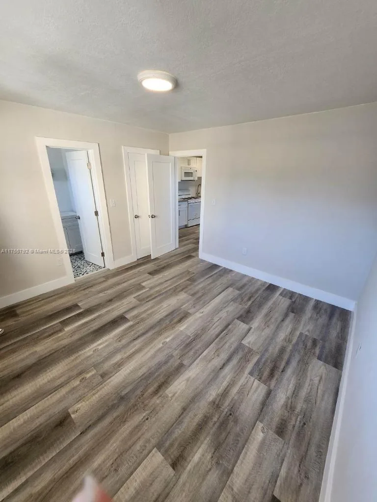 25 W 6th St # 25, Hialeah, FL 33010 photo 7