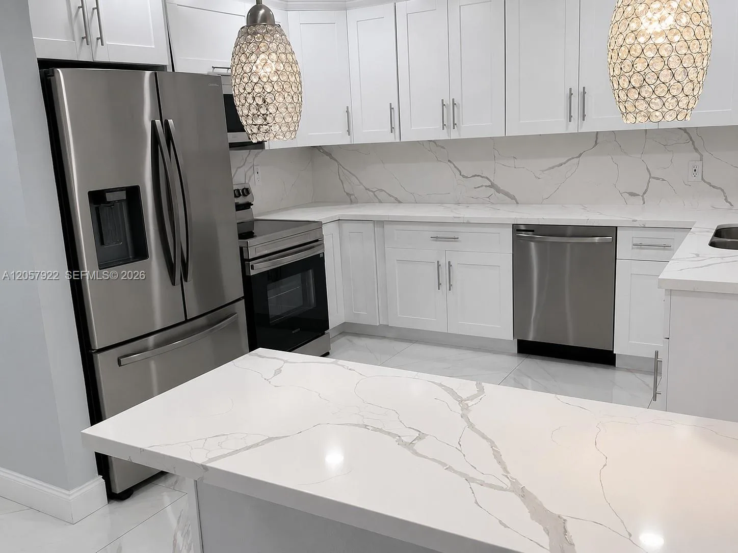 552 NE 161st St, Miami, FL 33162 photo 4