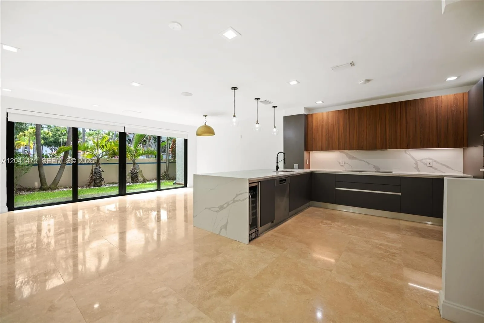 21387 Marina Cove Cir # 12-F, Aventura, FL 33180