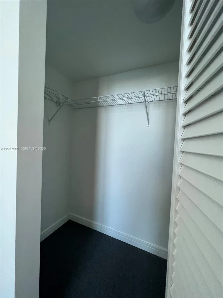 31 SE 5th St # 3308, Miami, FL 33131 photo 6