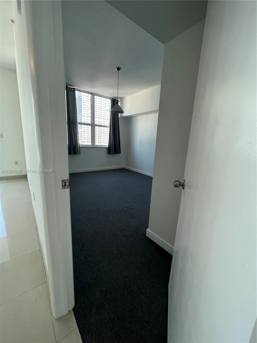 31 SE 5th St # 3308, Miami, FL 33131 photo 9