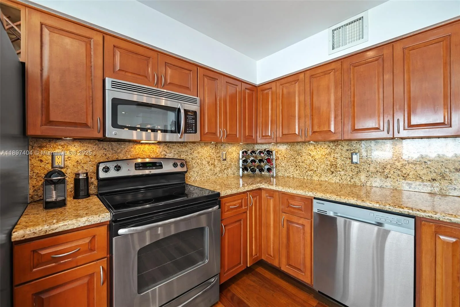 261 Navarre Ave # A-3, Coral Gables, FL 33134 photo 11