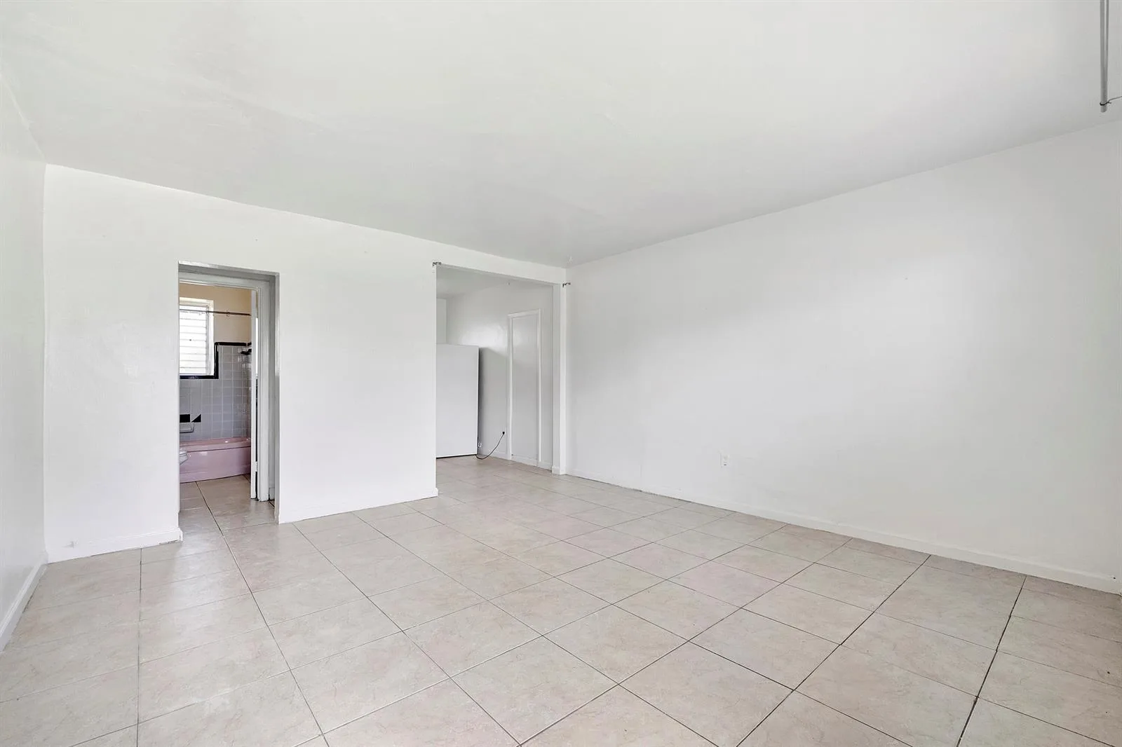 515 NE 150th Street # 3, Miami, FL 33161 photo 3