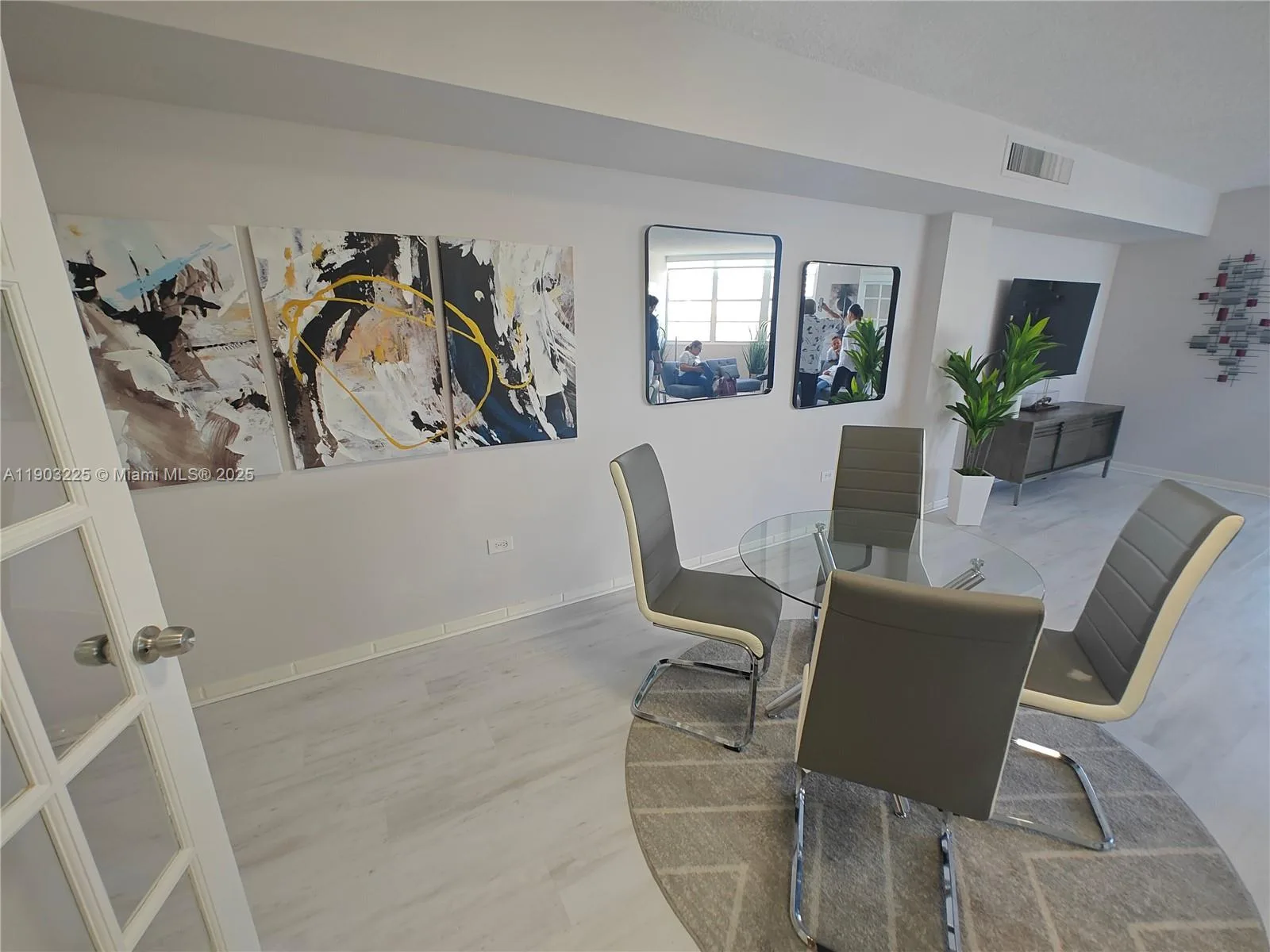 801 Brickell Bay Dr # 970, Miami, FL 33131 photo 13