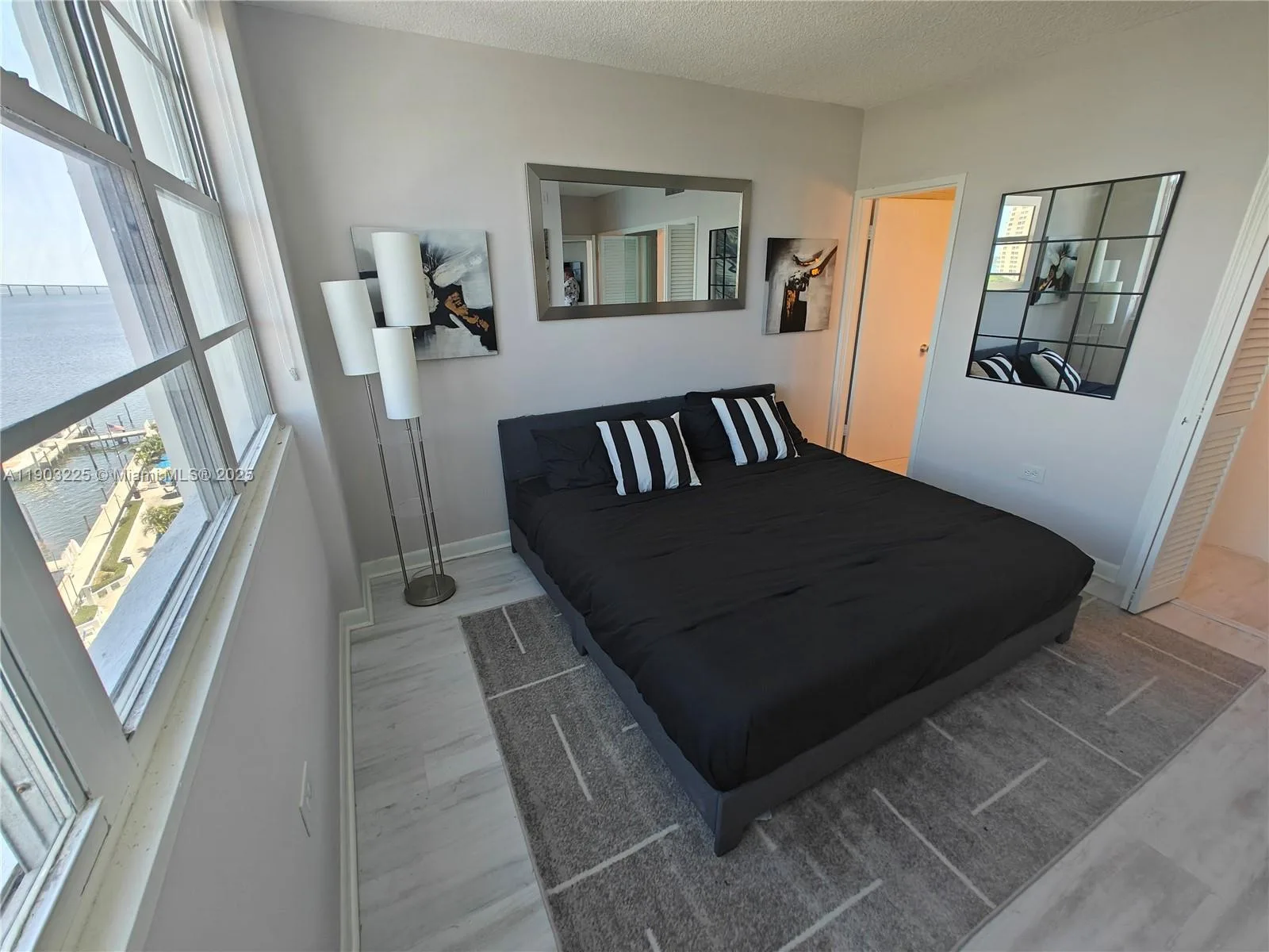 801 Brickell Bay Dr # 970, Miami, FL 33131 photo 6